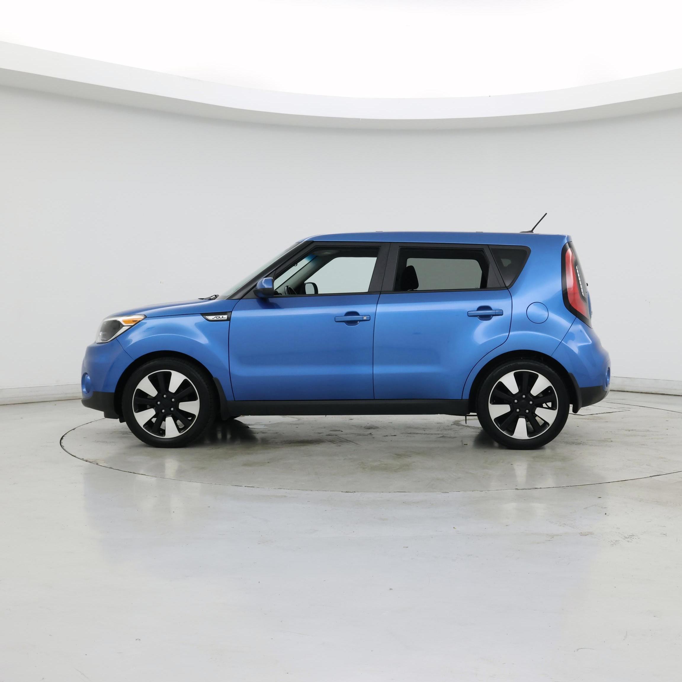 Thumbnail: 2019 Kia Soul - 3