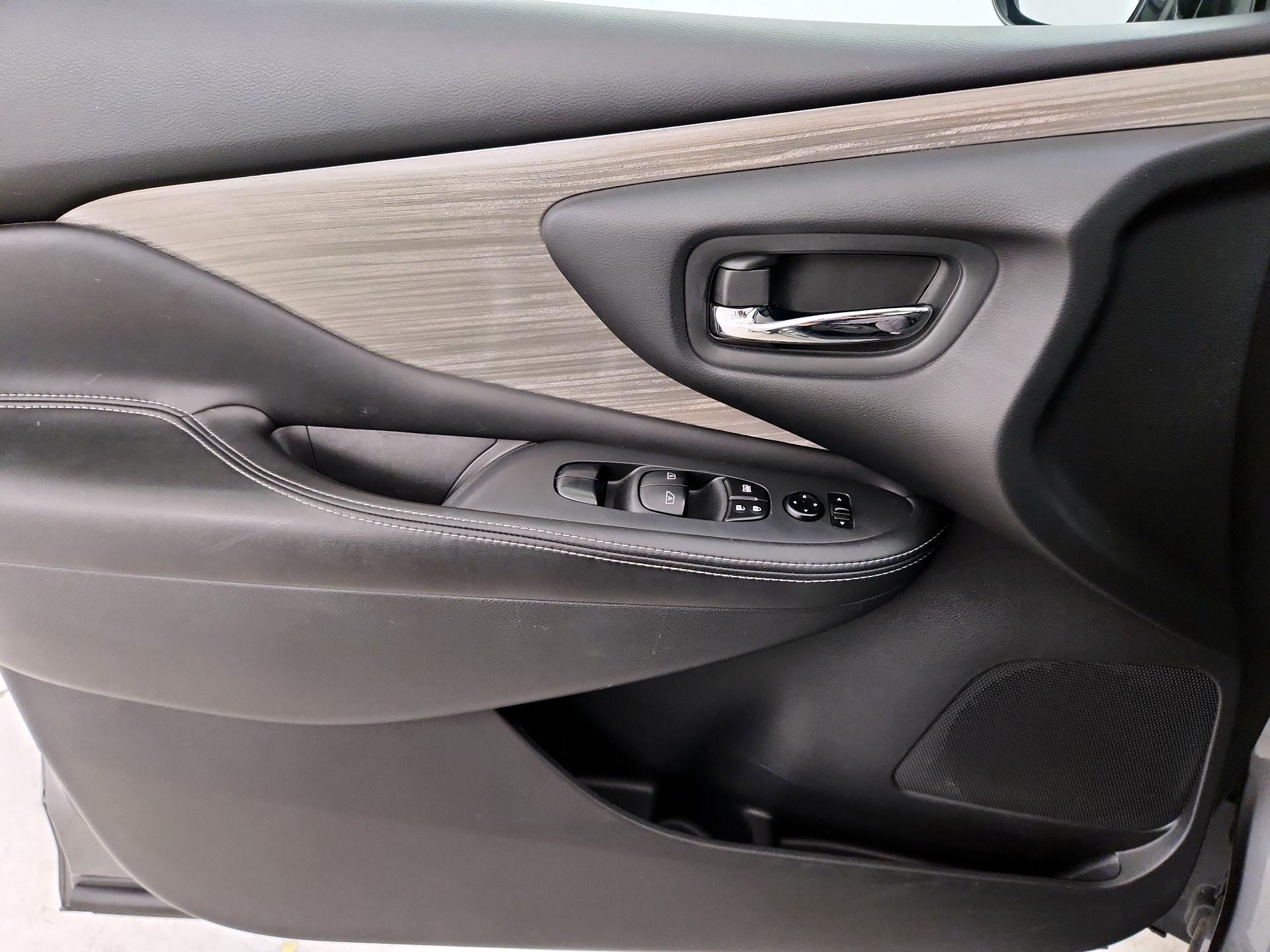 Thumbnail: 2015 Nissan Murano - 12