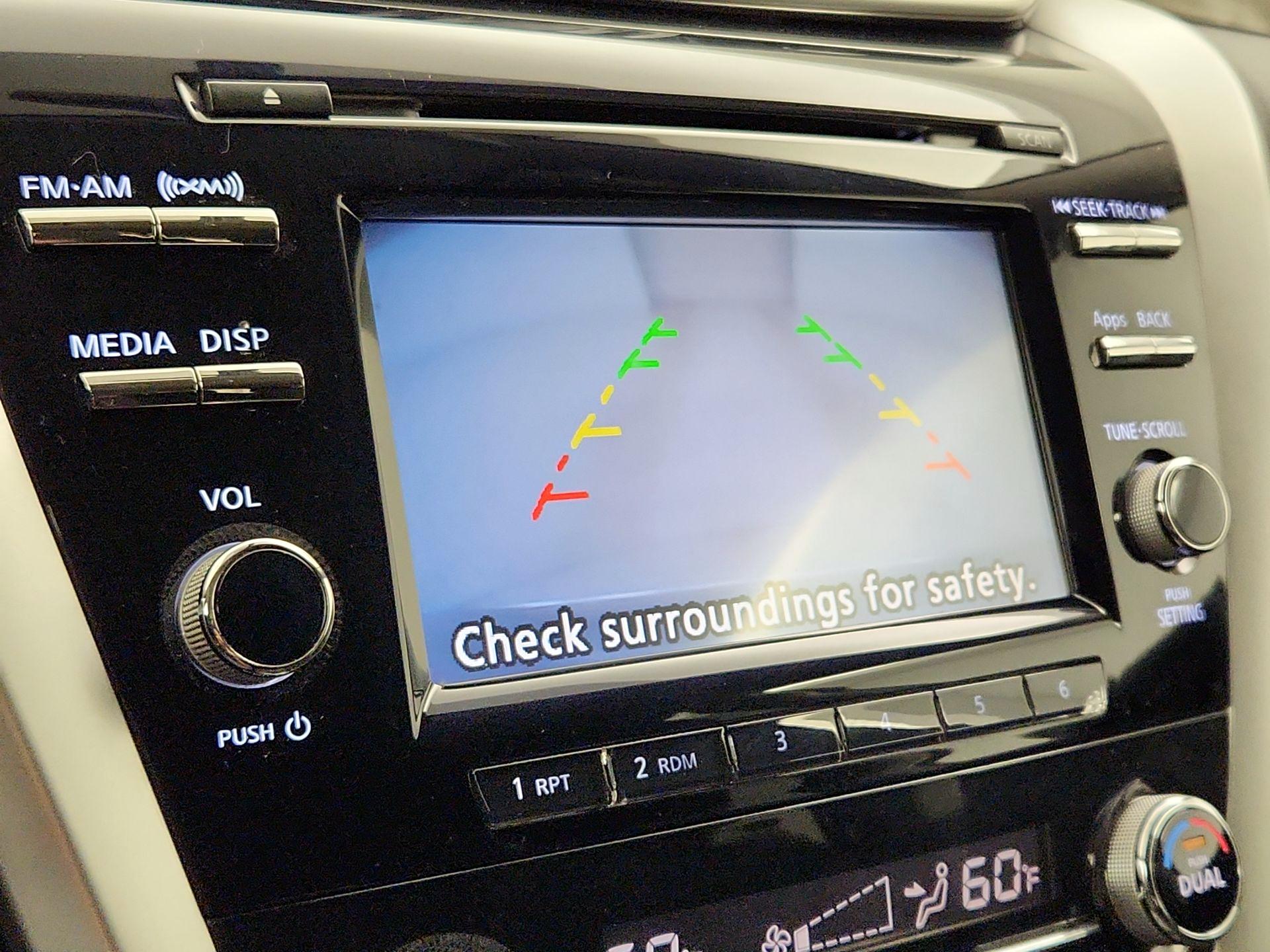 Thumbnail: 2015 Nissan Murano - 14