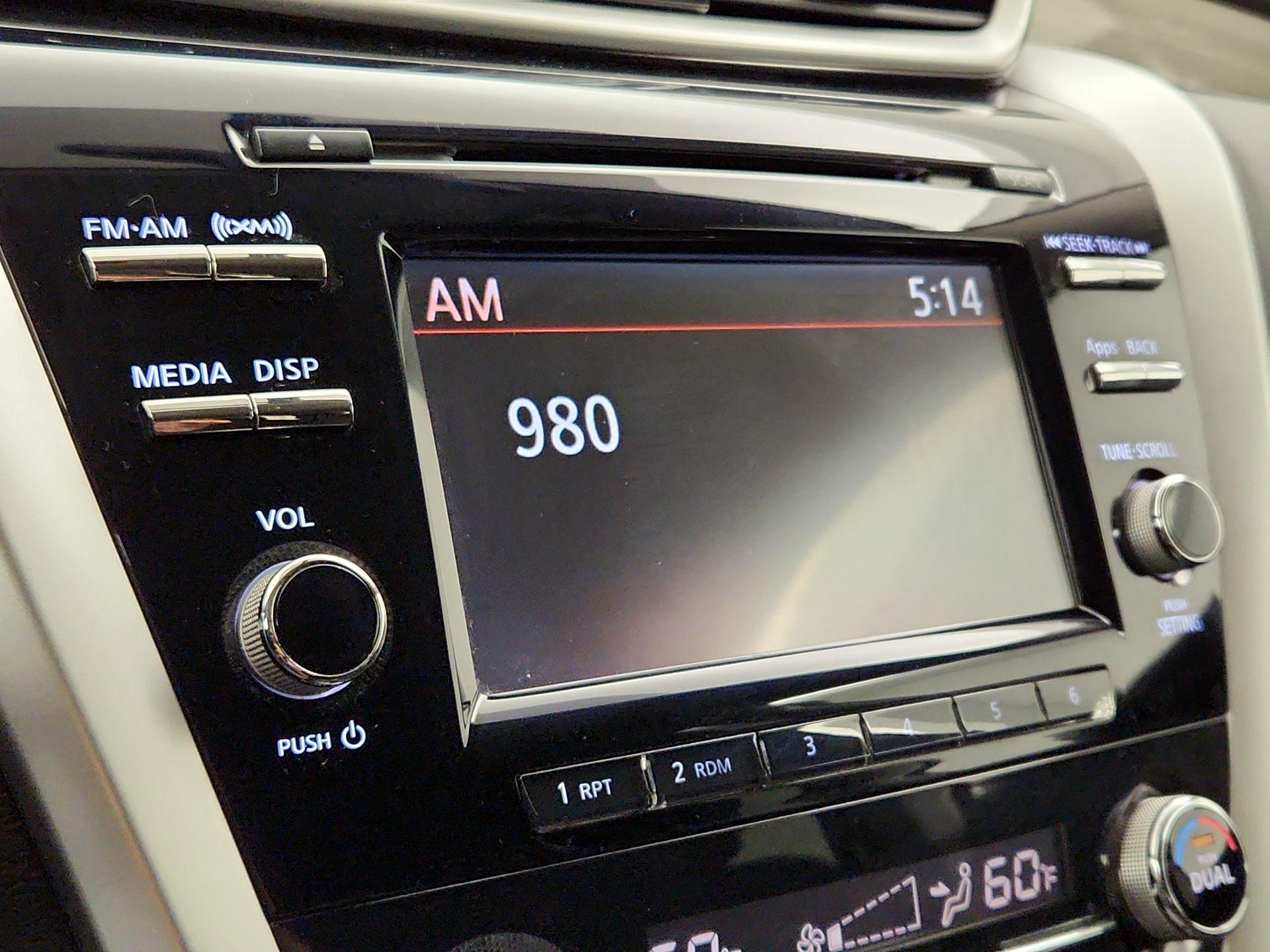 Thumbnail: 2015 Nissan Murano - 15