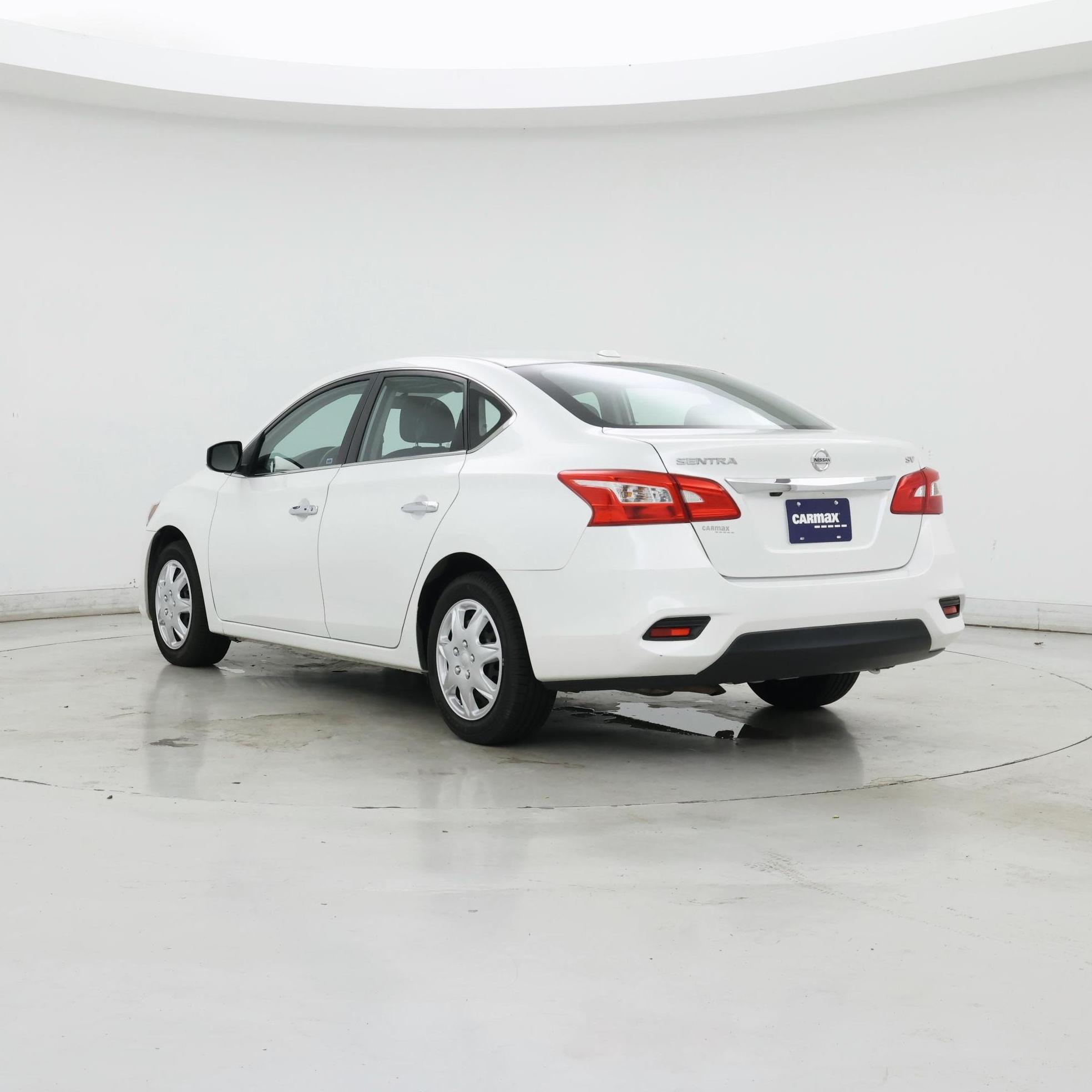 Thumbnail: 2017 Nissan Sentra - 2