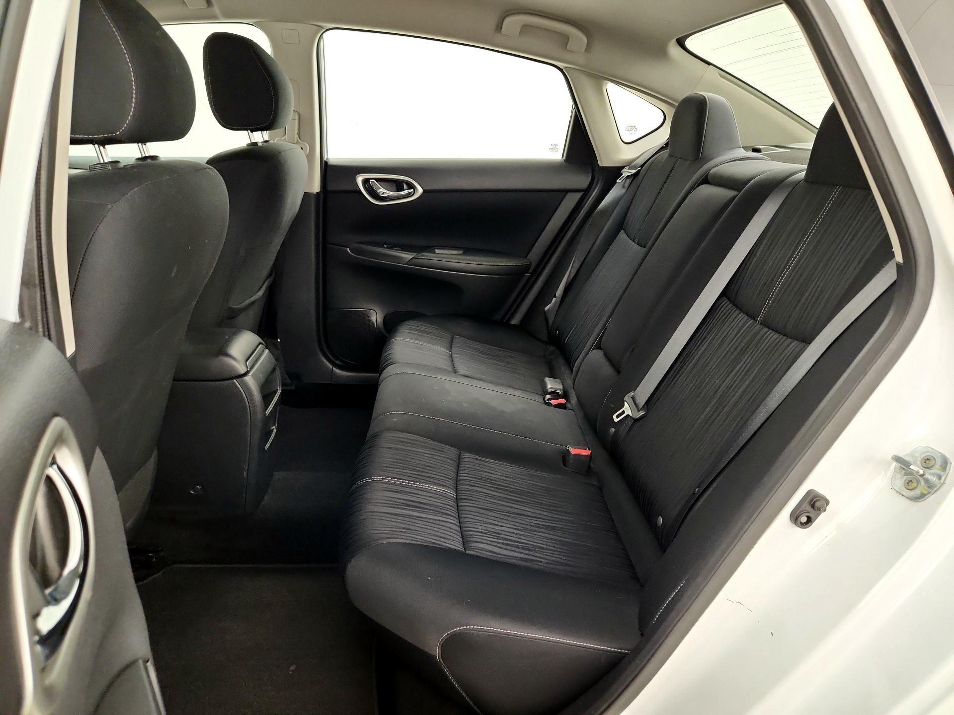 Thumbnail: 2017 Nissan Sentra - 19