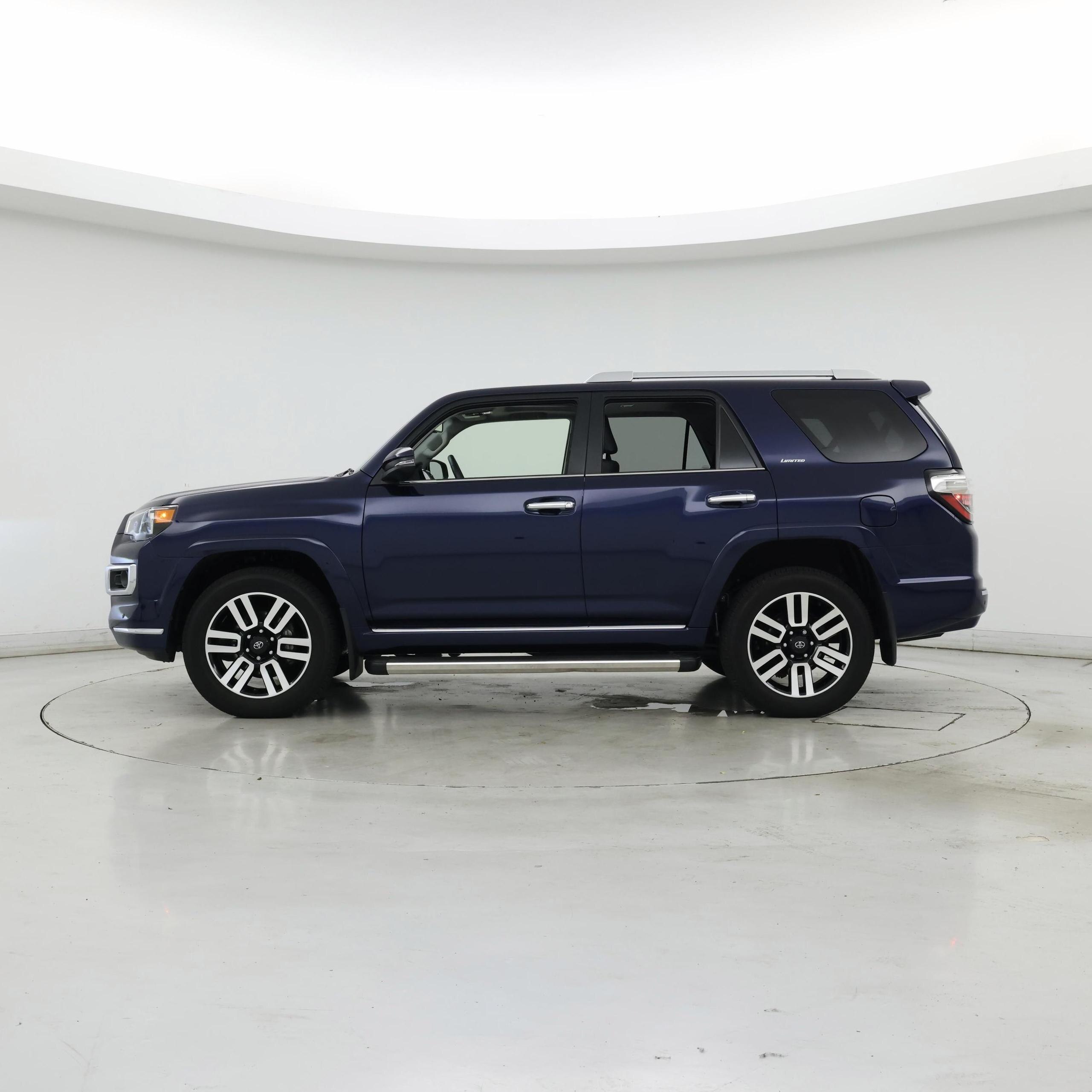 Thumbnail: 2023 Toyota 4Runner - 3
