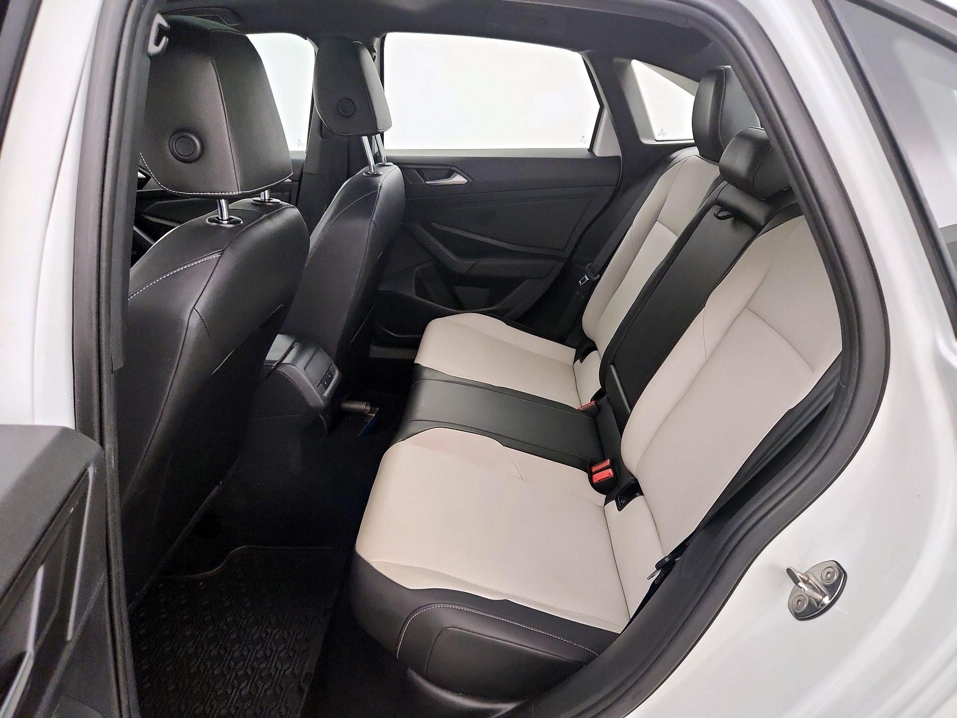Thumbnail: 2019 Volkswagen Jetta - 20