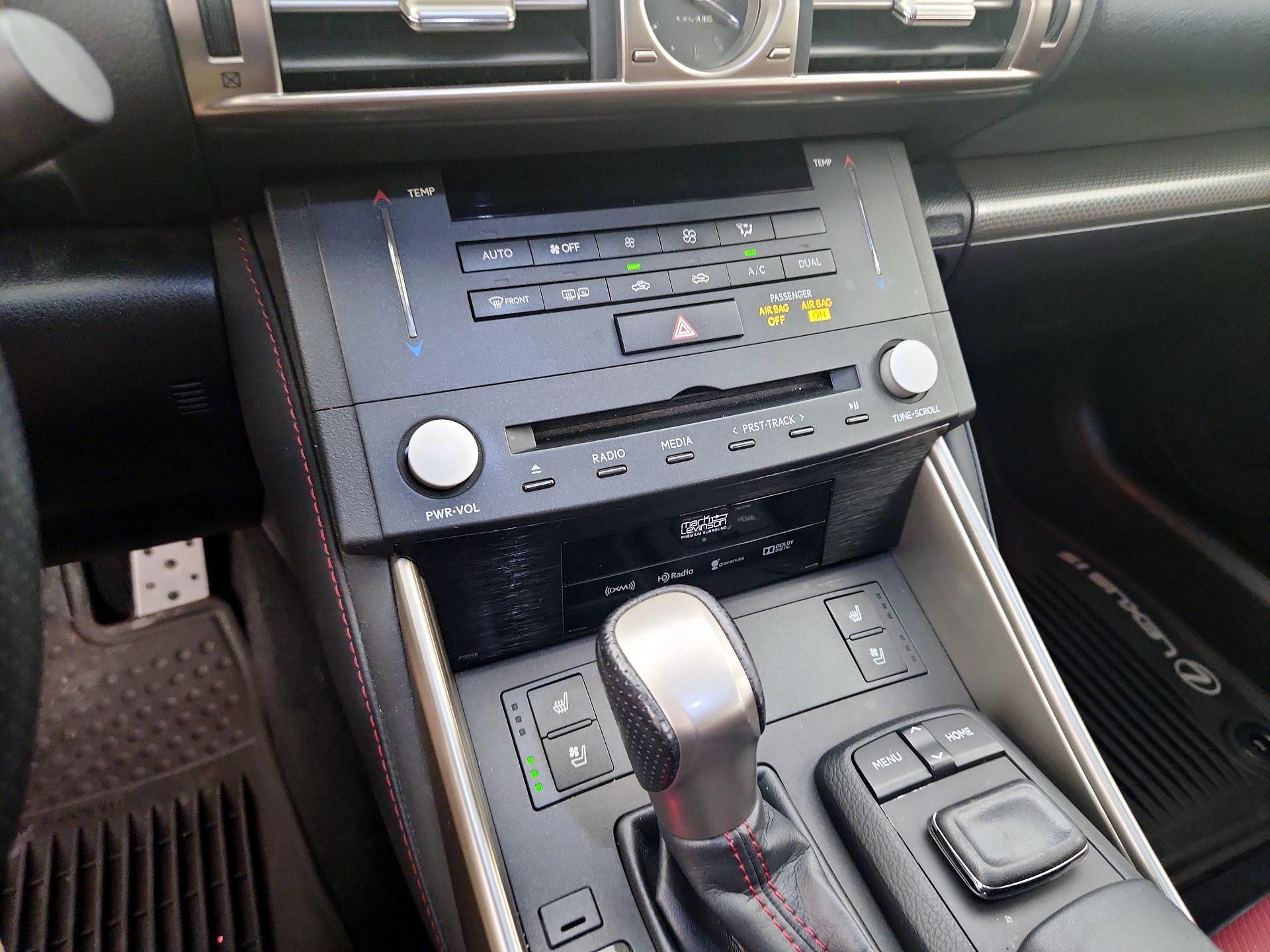 Thumbnail: 2015 Lexus IS - 16