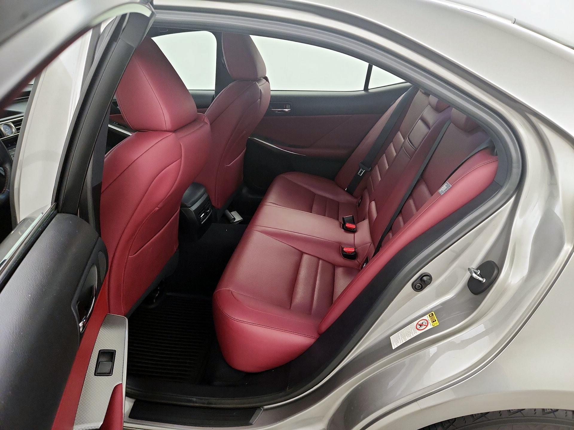 Thumbnail: 2015 Lexus IS - 20