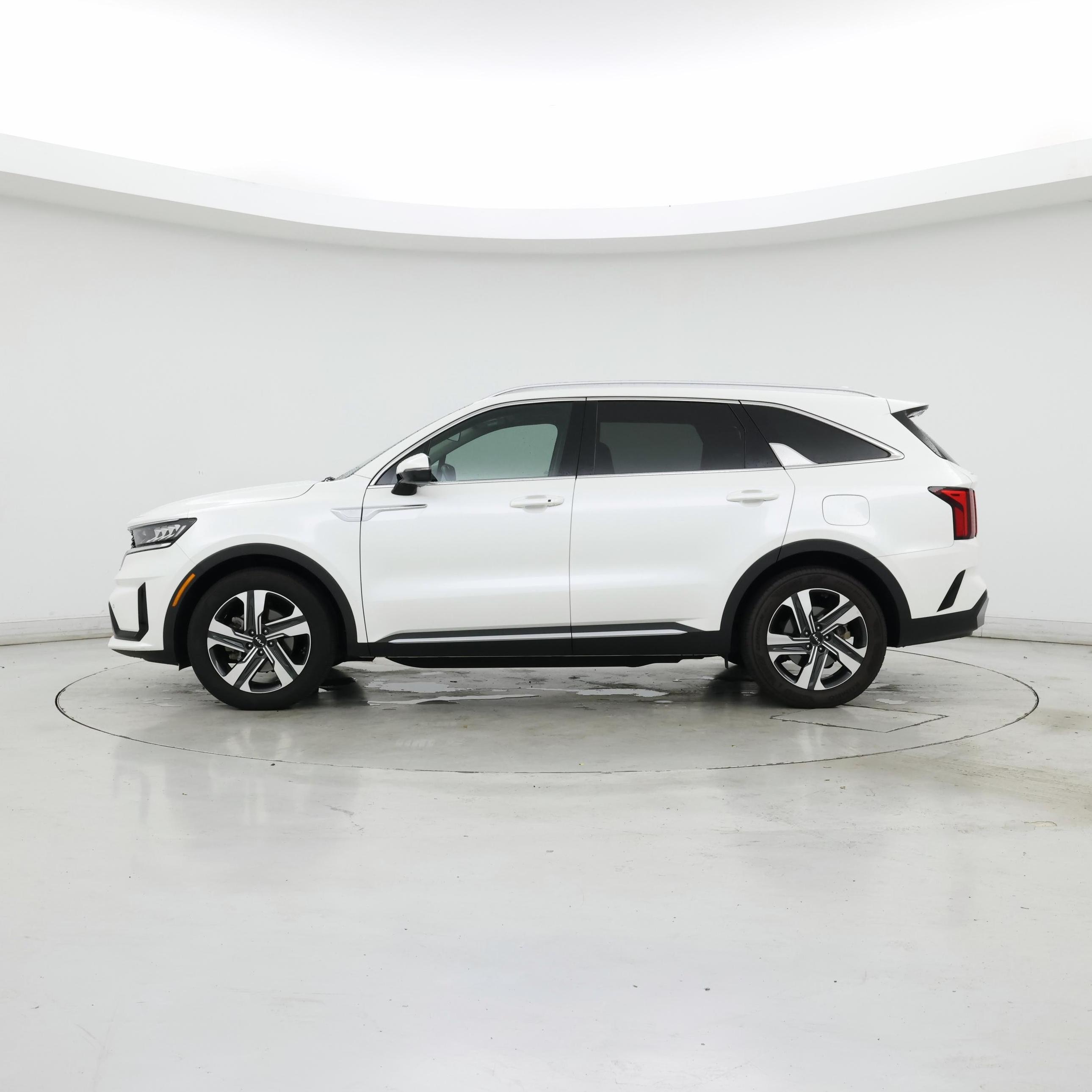 Thumbnail: 2022 Kia Sorento - 3