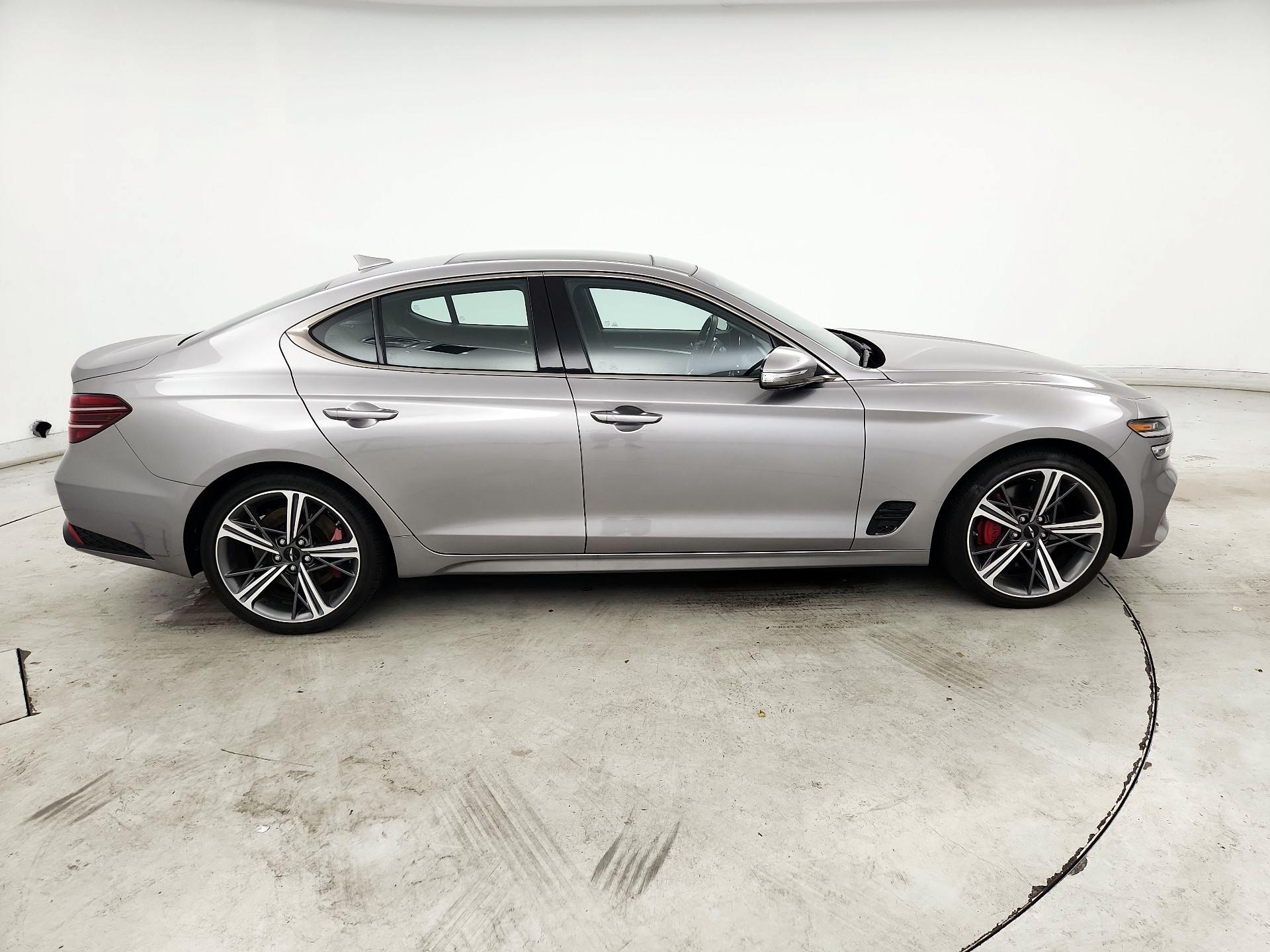 Thumbnail: 2024 Genesis G70 - 4