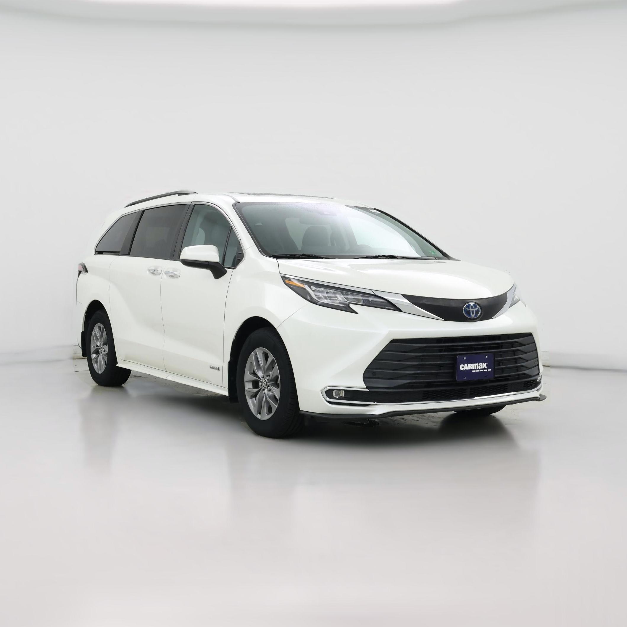 Thumbnail: 2021 Toyota Sienna - 1