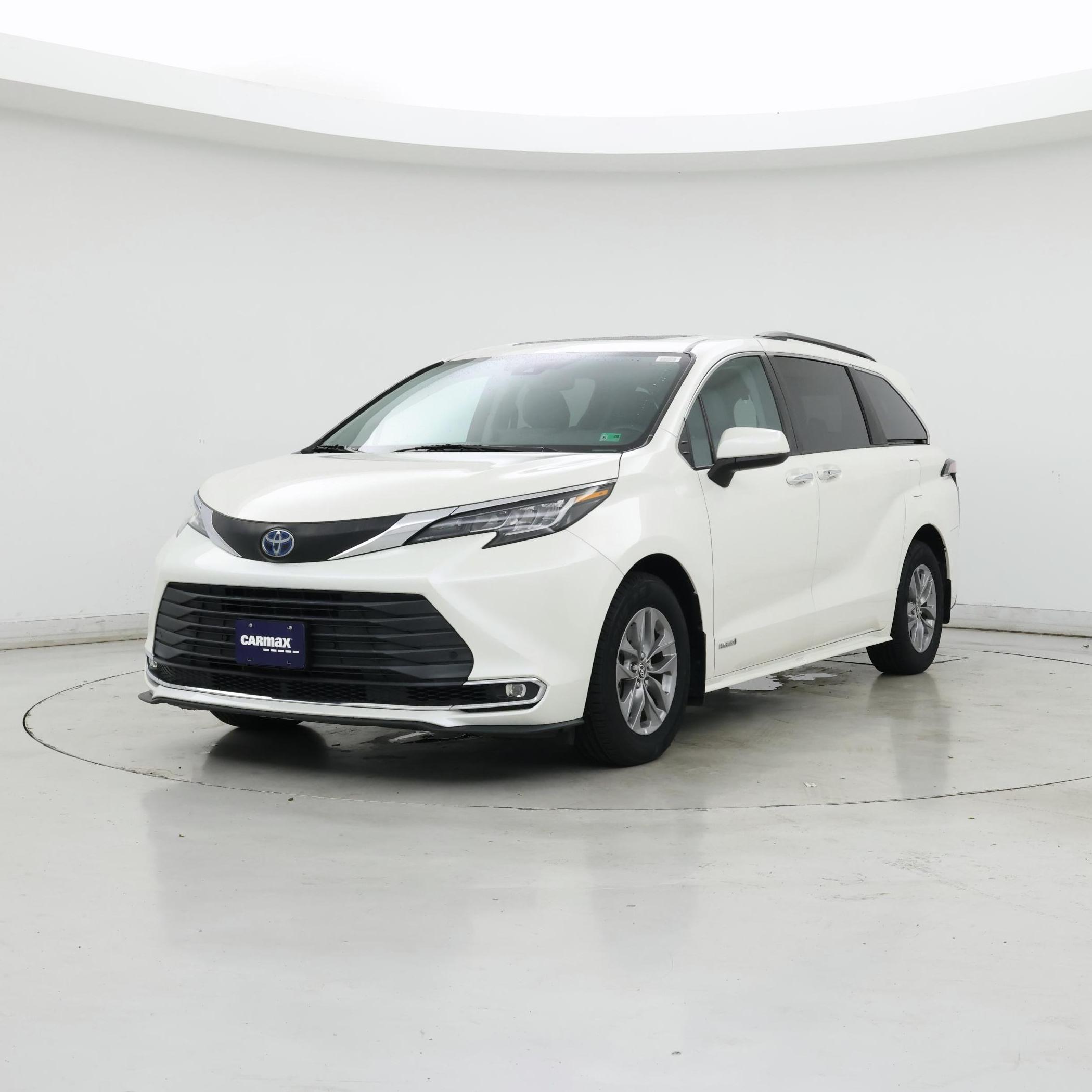 Thumbnail: 2021 Toyota Sienna - 4