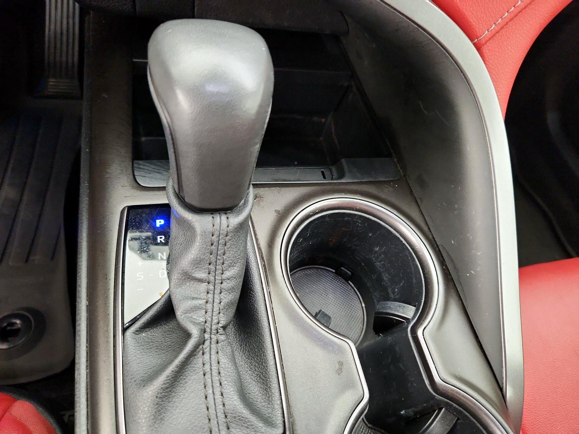 Thumbnail: 2024 Toyota Camry - 18