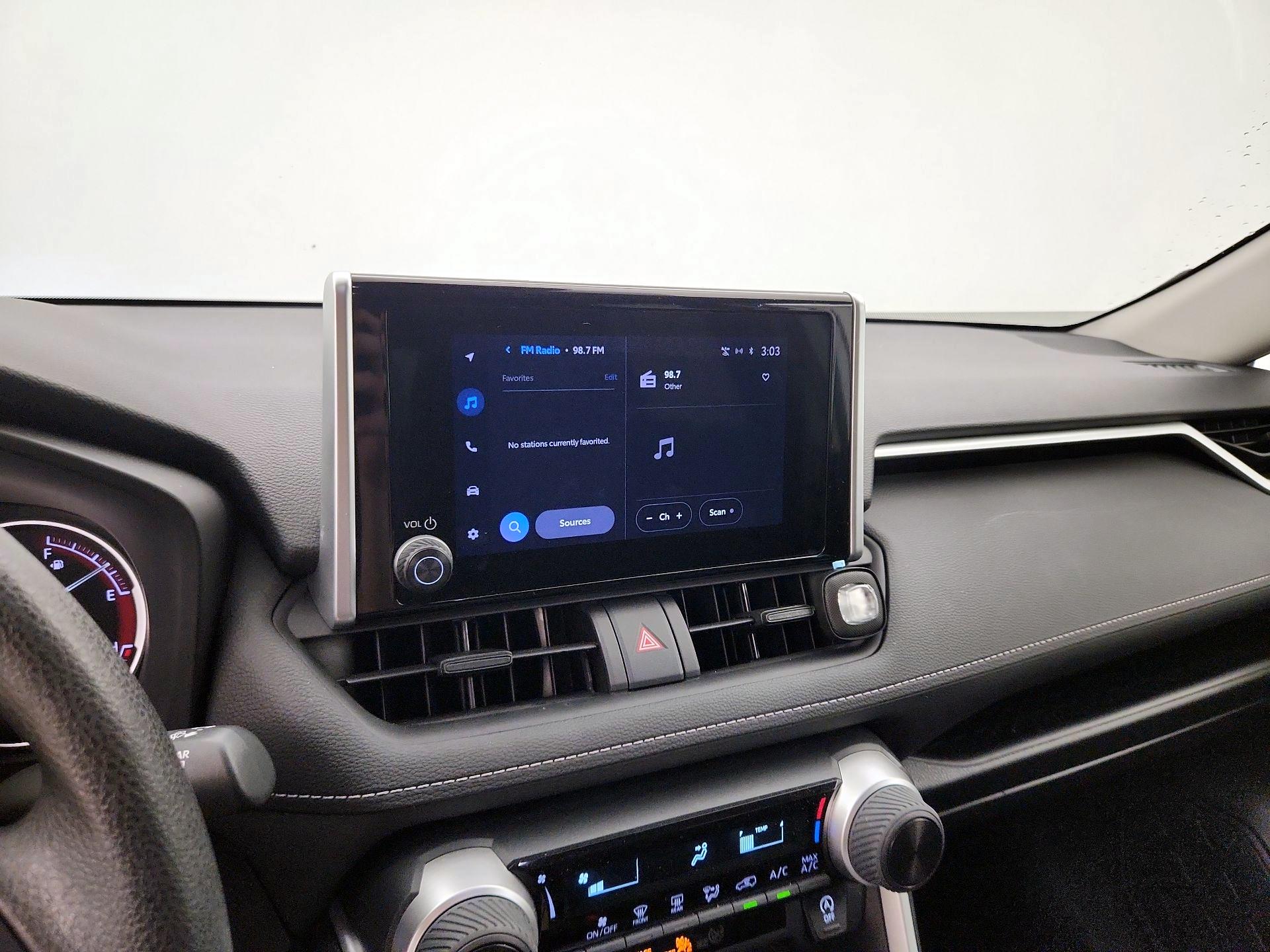 Thumbnail: 2023 Toyota RAV4 - 15