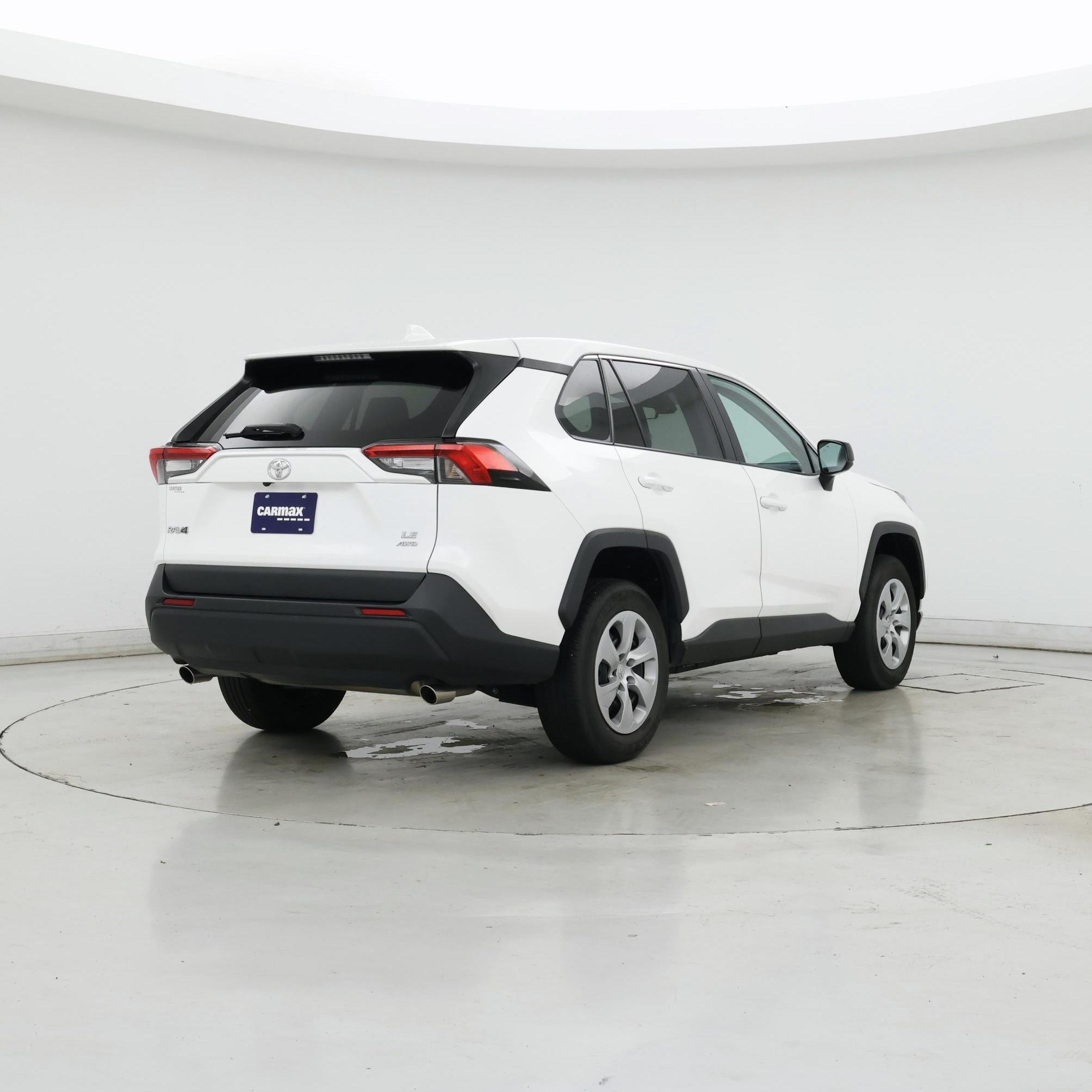 Thumbnail: 2023 Toyota RAV4 - 8