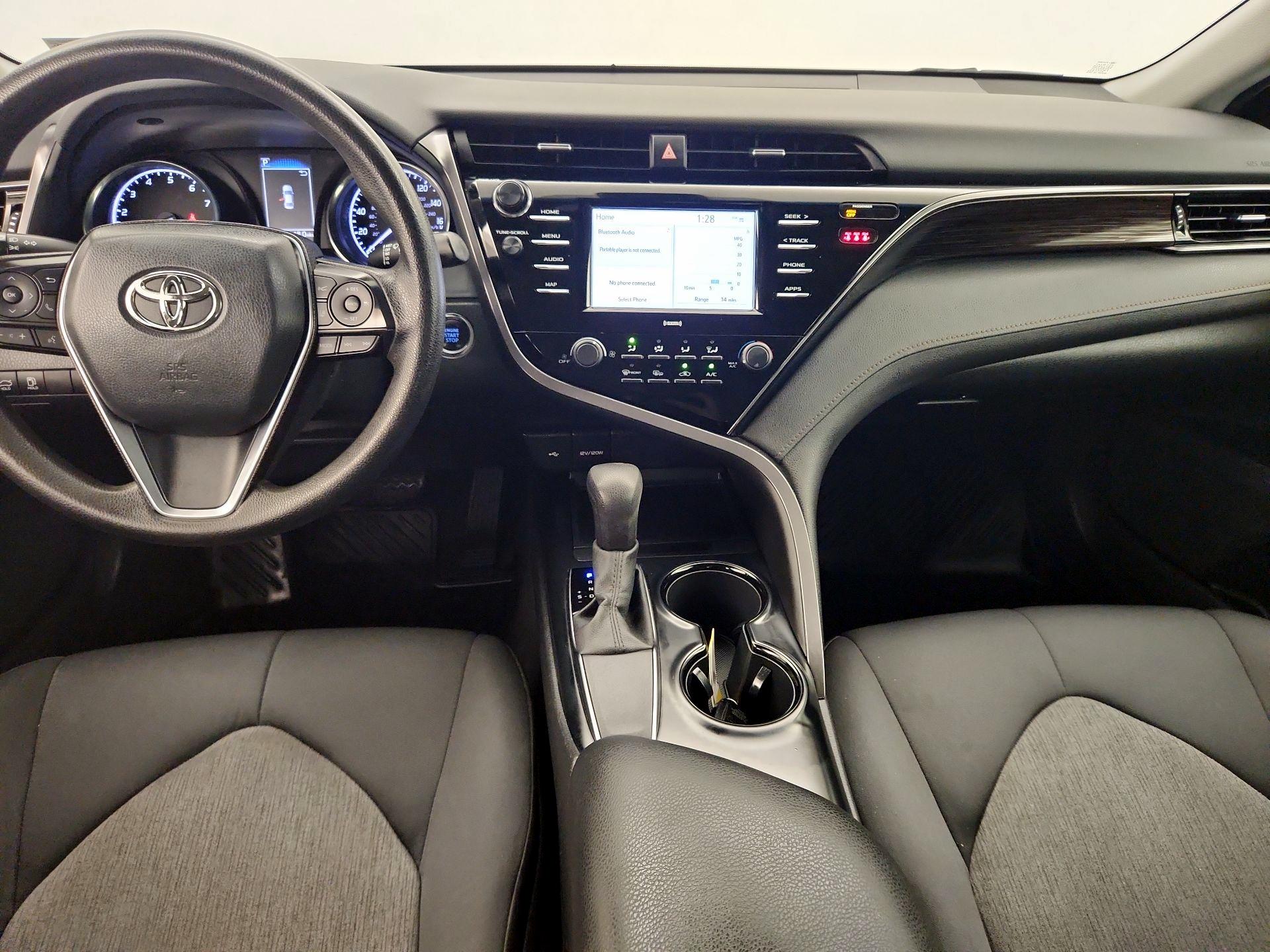 Thumbnail: 2020 Toyota Camry - 9