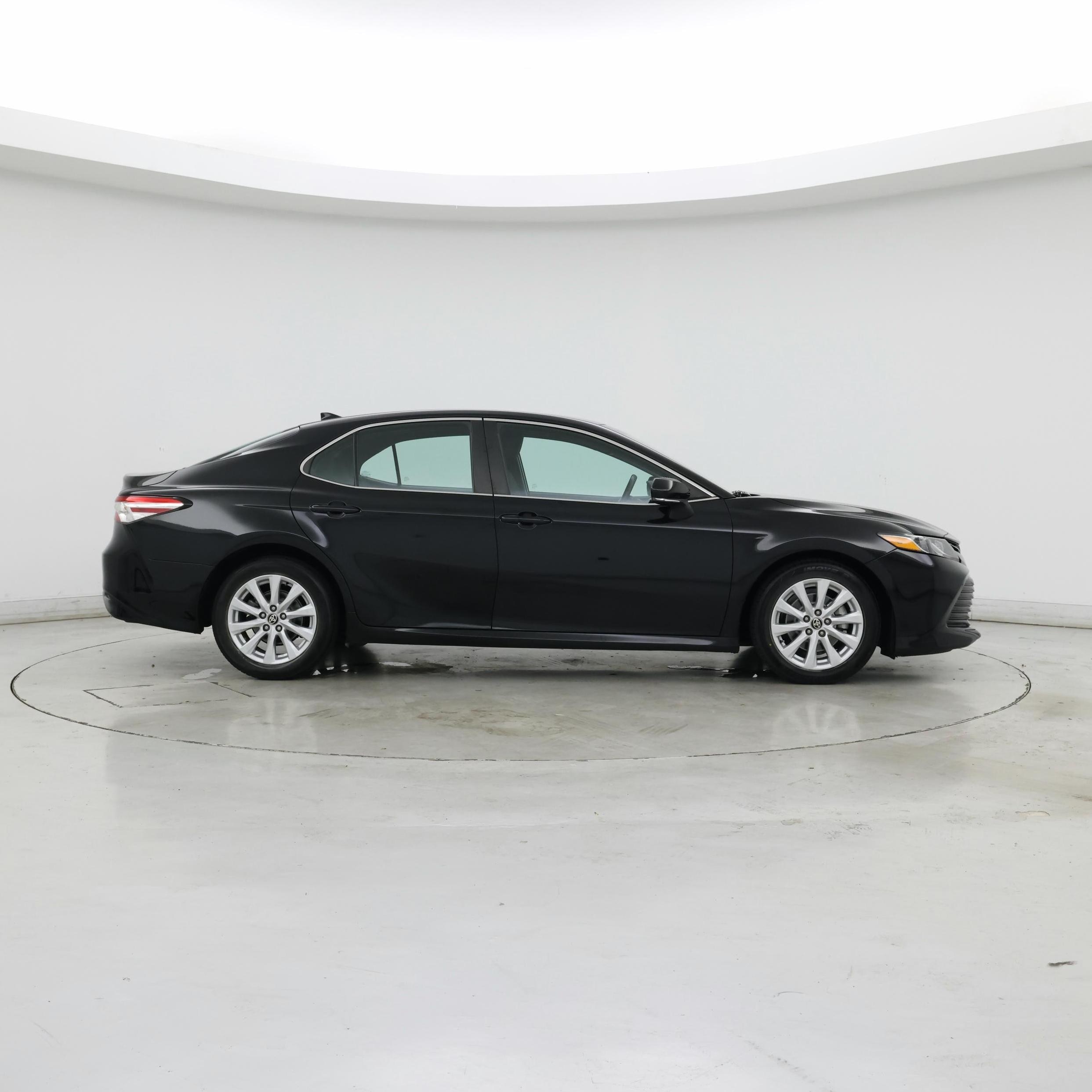 Thumbnail: 2020 Toyota Camry - 7