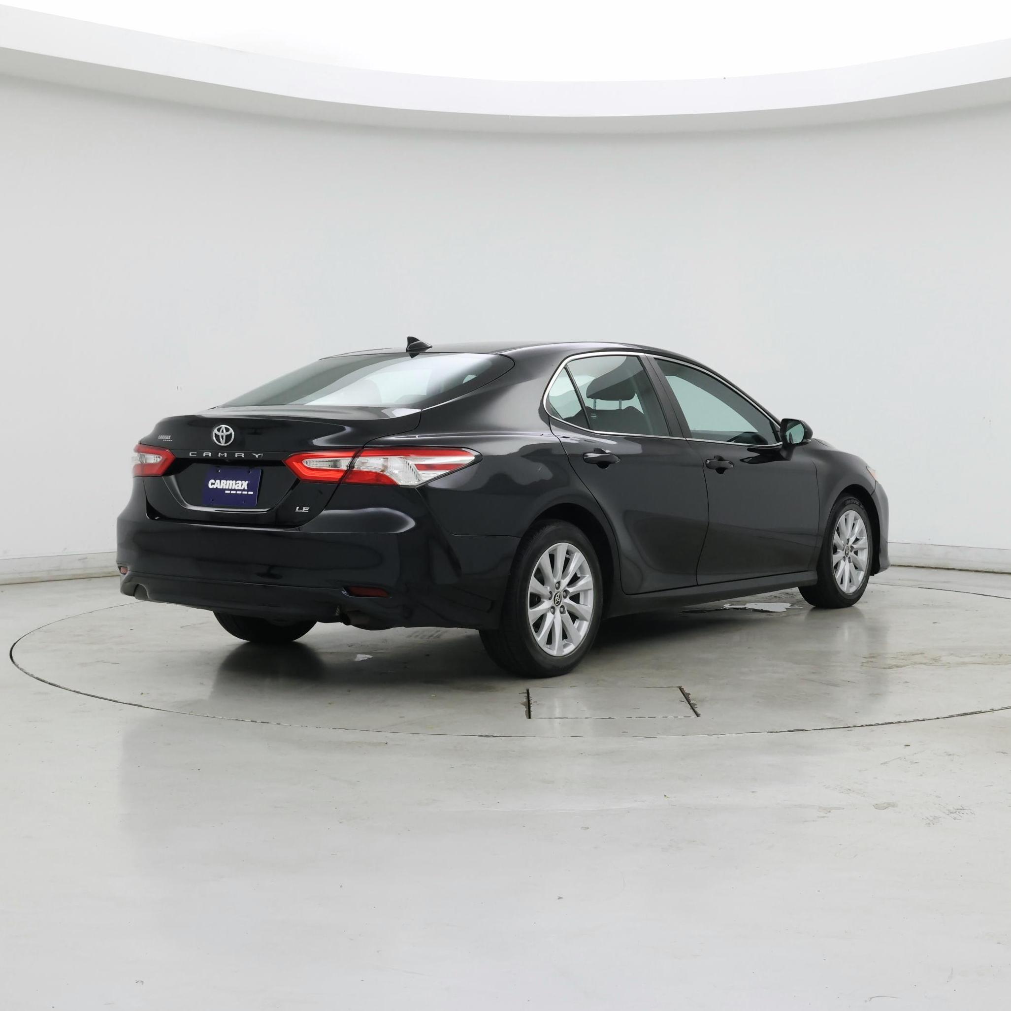 Thumbnail: 2020 Toyota Camry - 8