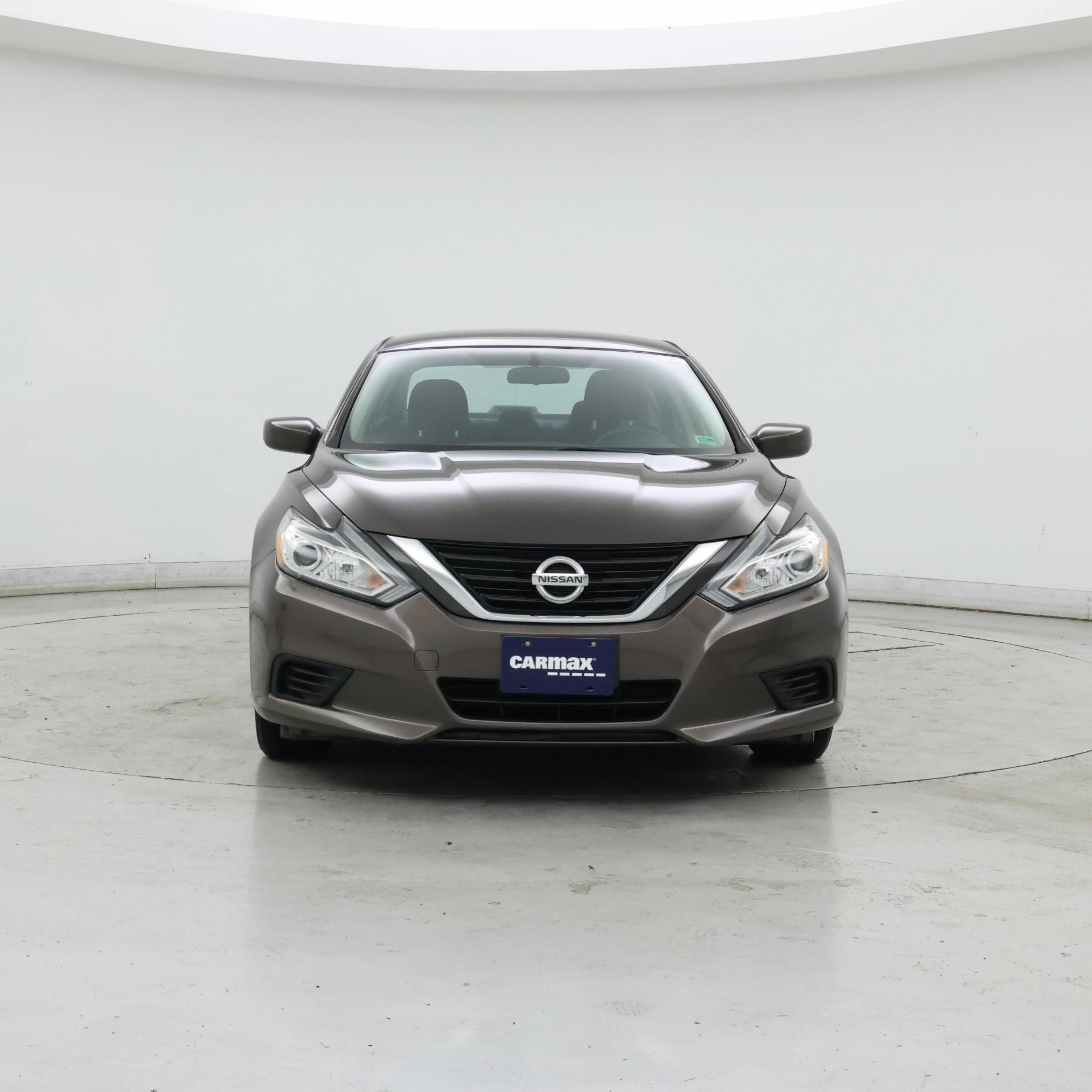 Thumbnail: 2016 Nissan Altima - 5