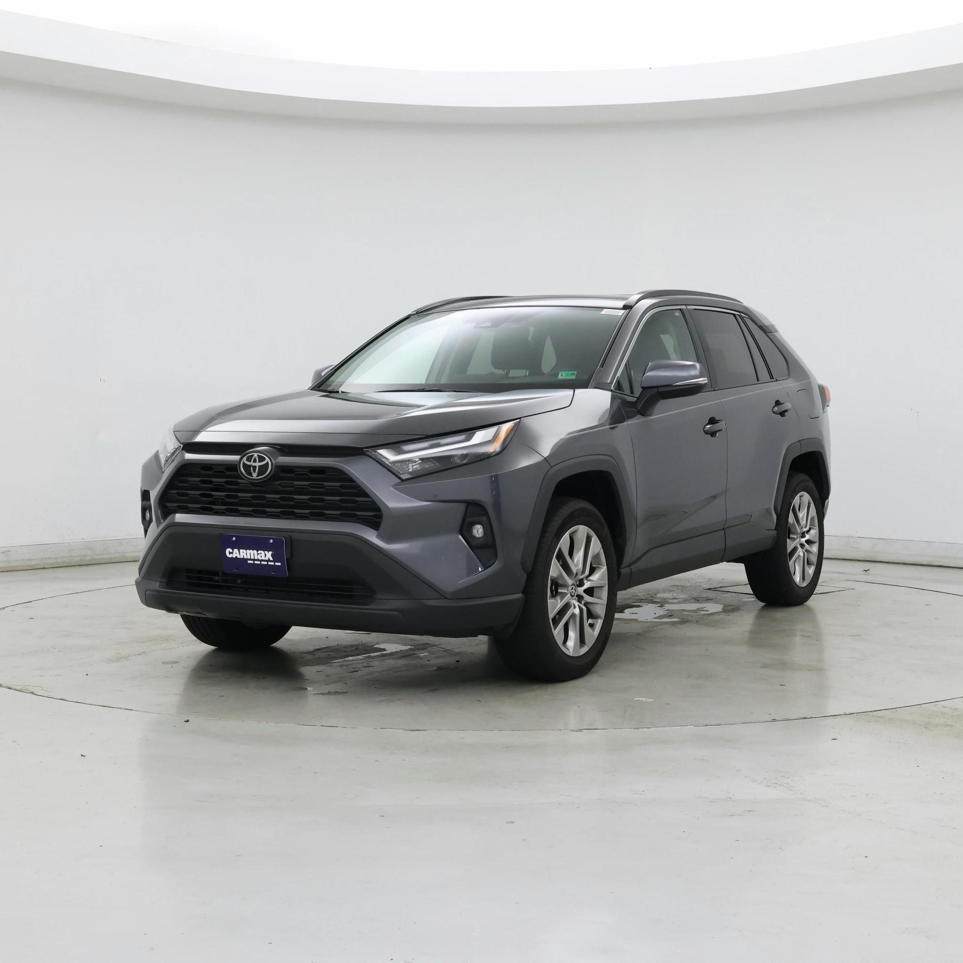 Thumbnail: 2022 Toyota RAV4 - 4