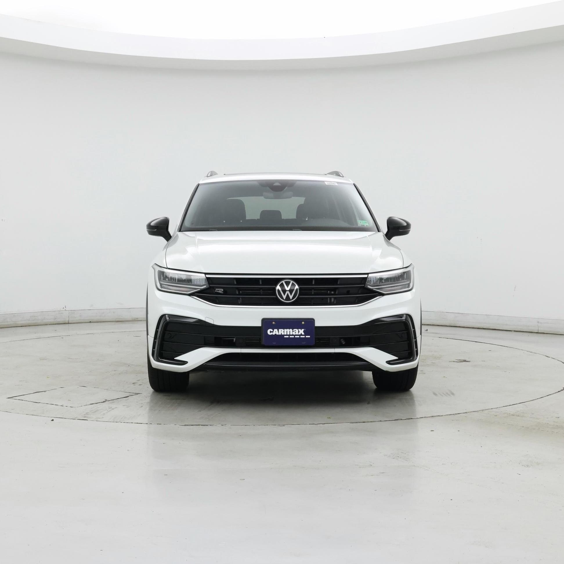 Thumbnail: 2023 Volkswagen Tiguan - 5