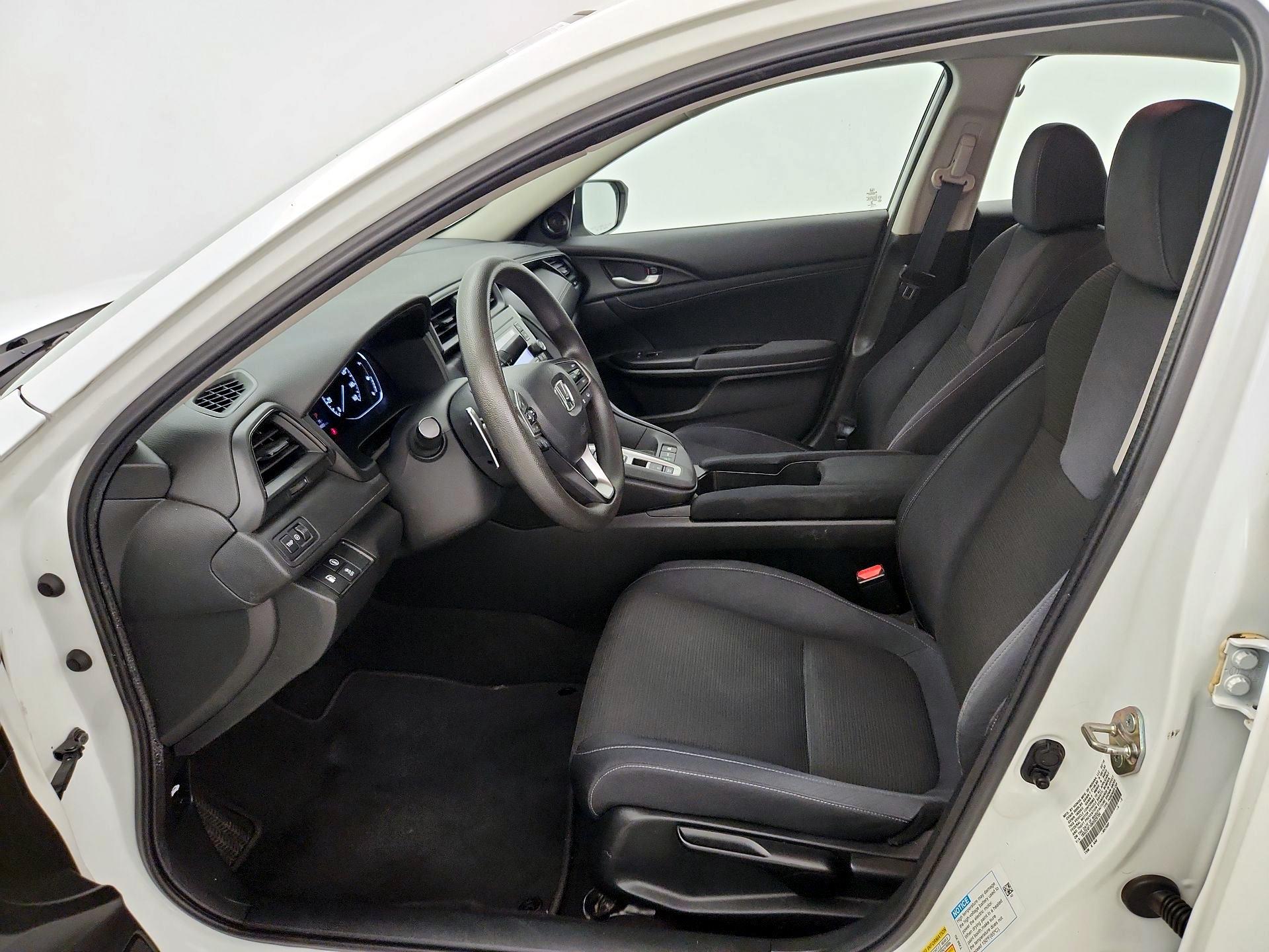Thumbnail: 2019 Honda Insight - 11