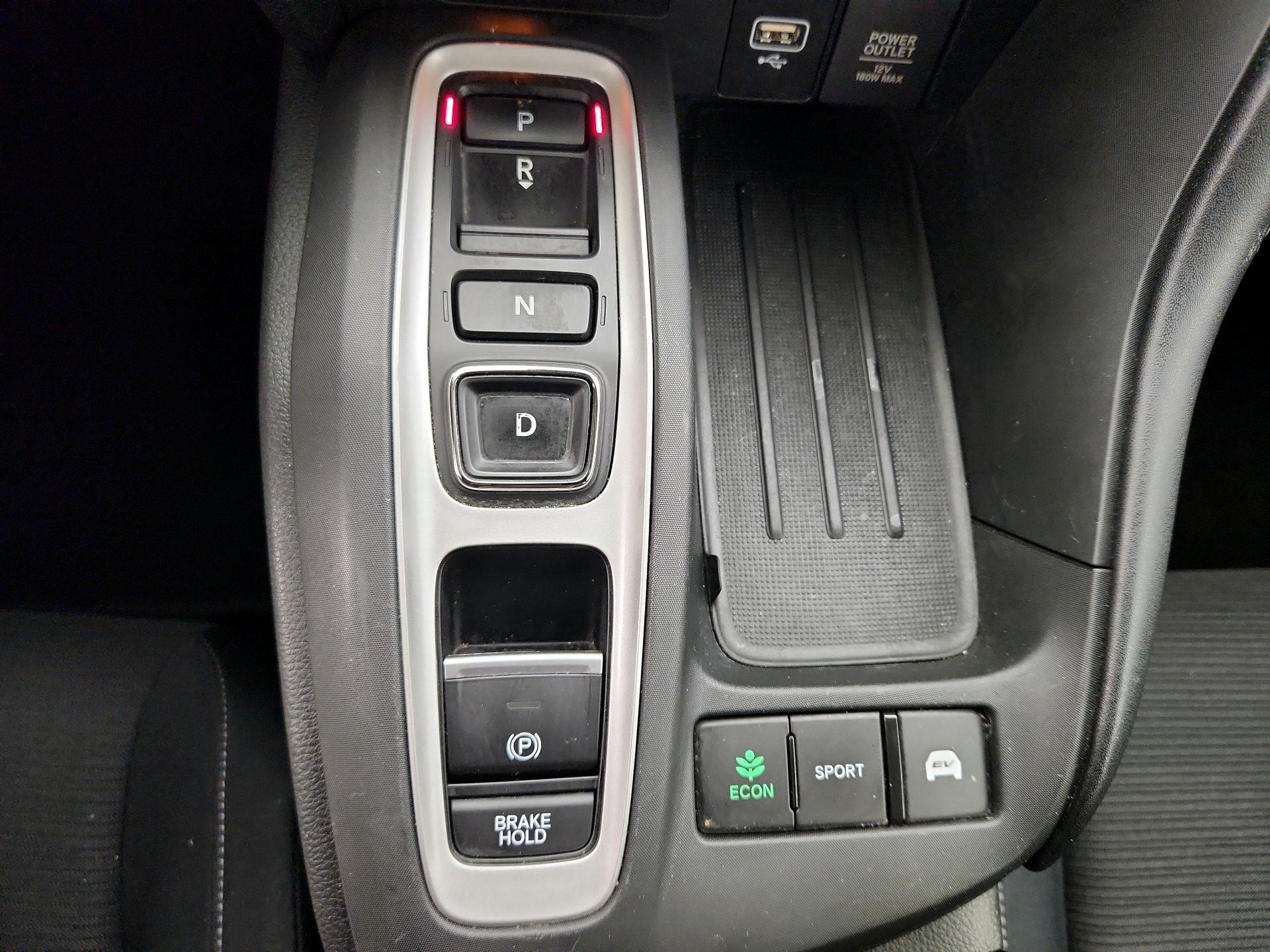 Thumbnail: 2019 Honda Insight - 17