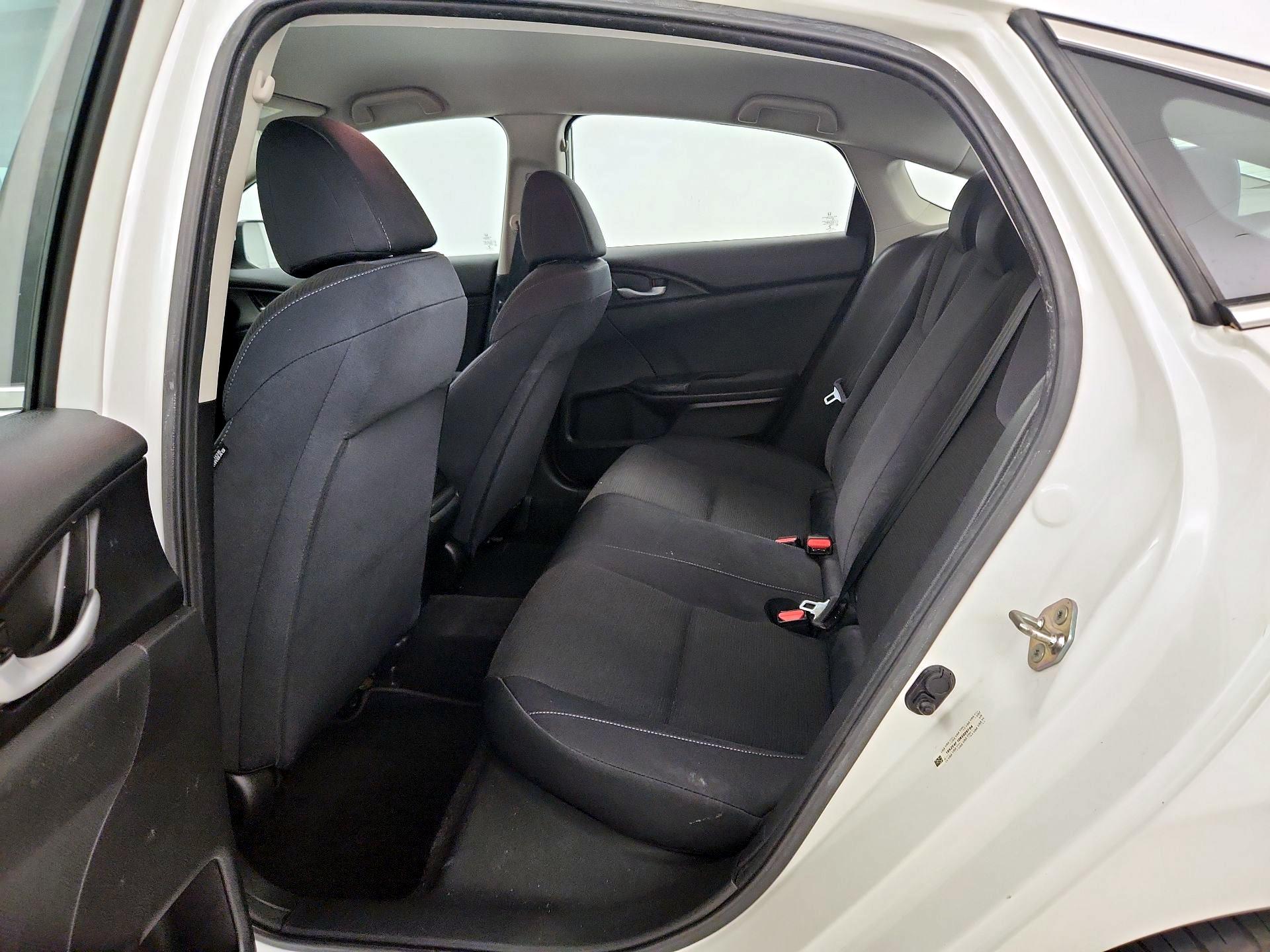 Thumbnail: 2019 Honda Insight - 19