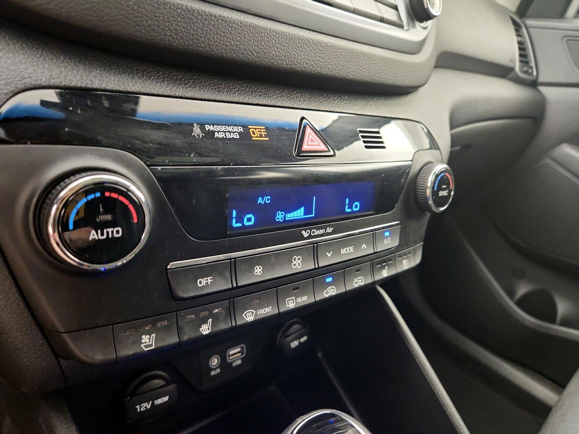 Thumbnail: 2016 Hyundai Tucson - 17