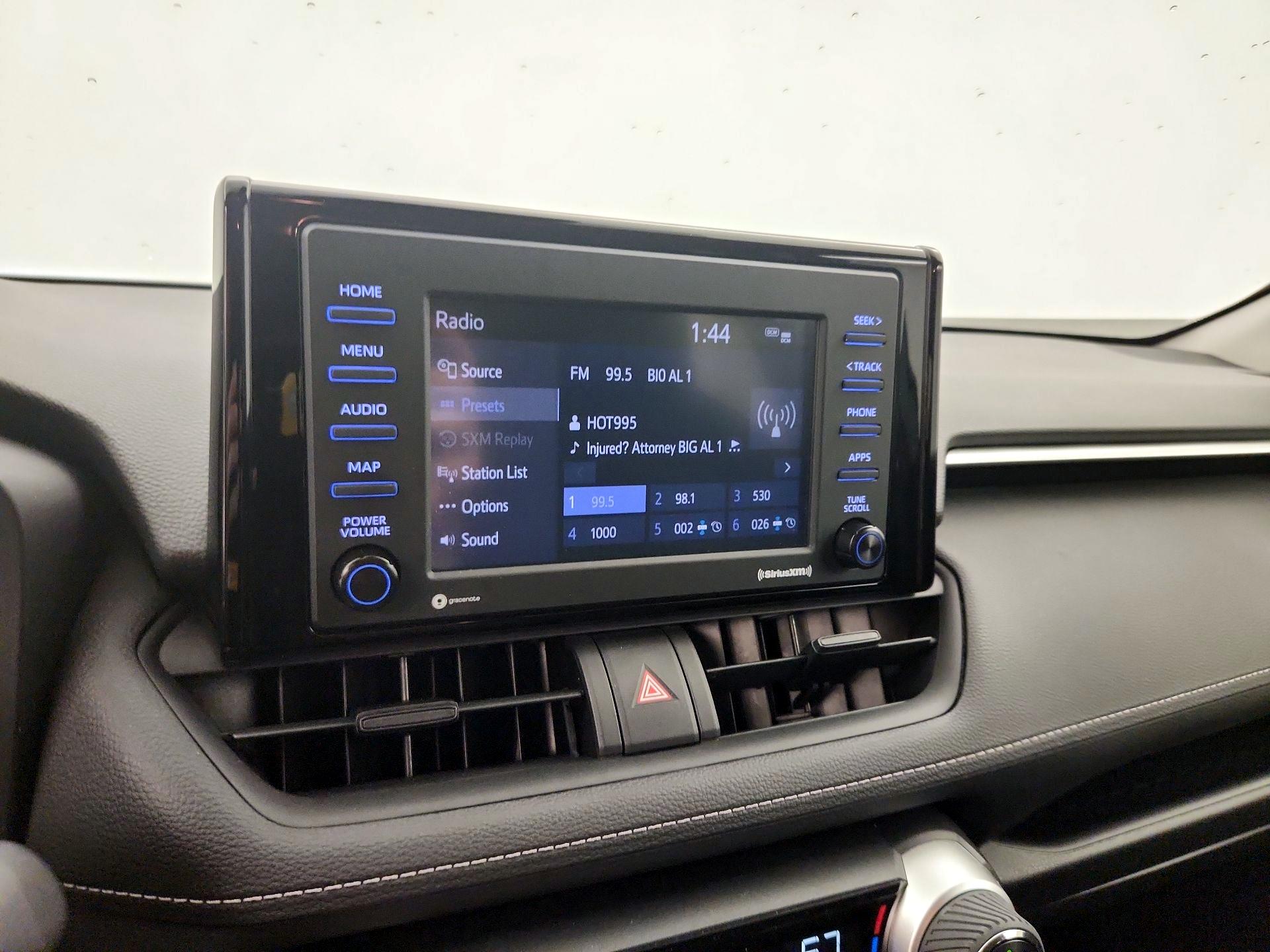 Thumbnail: 2021 Toyota RAV4 - 15
