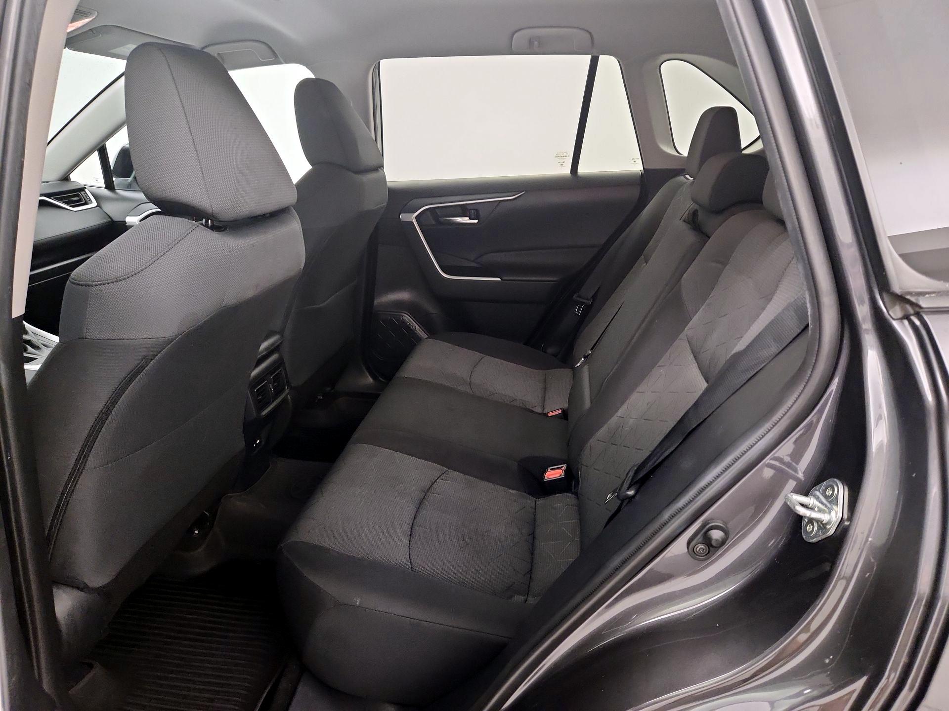 Thumbnail: 2021 Toyota RAV4 - 19