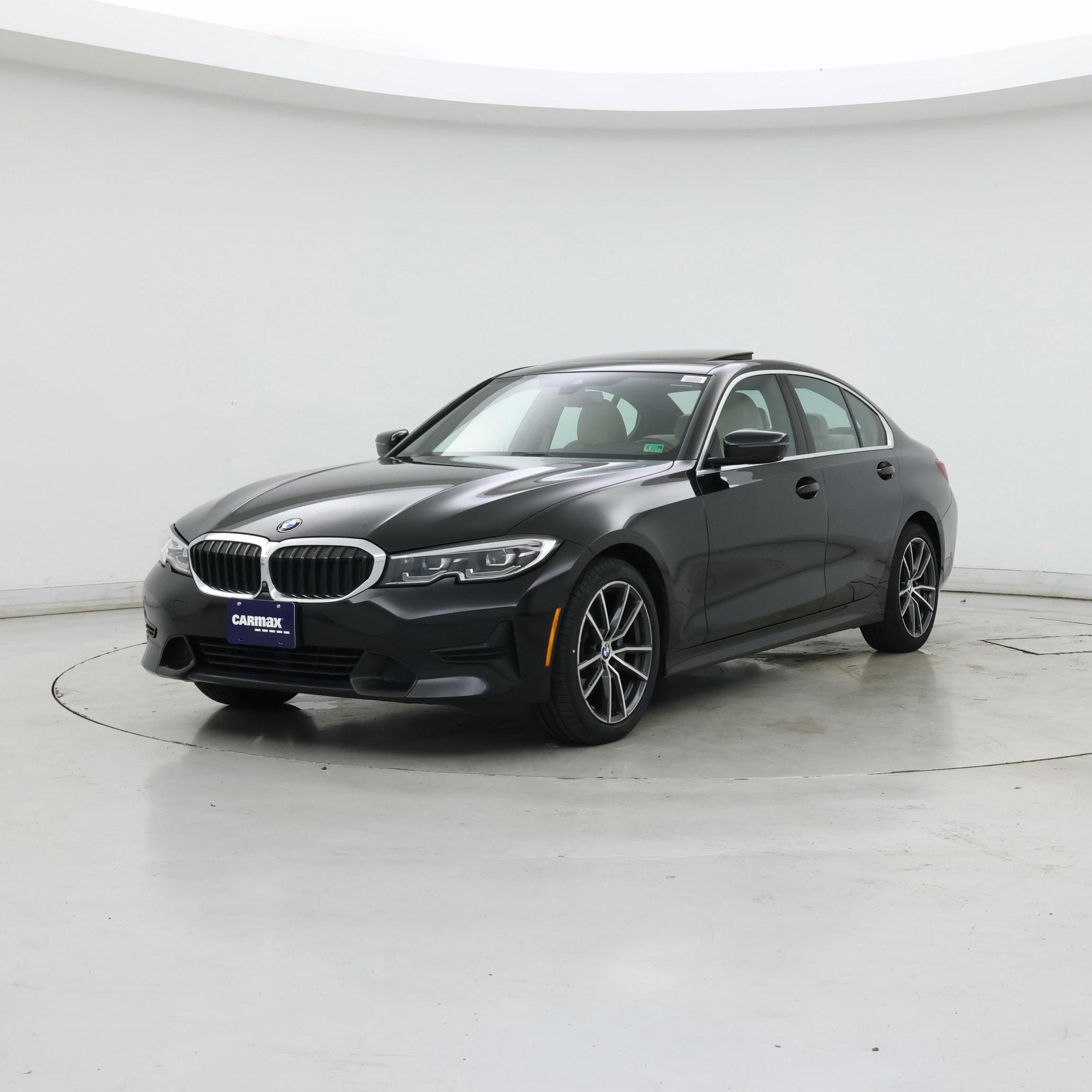 Thumbnail: 2019 BMW 3 Series - 4