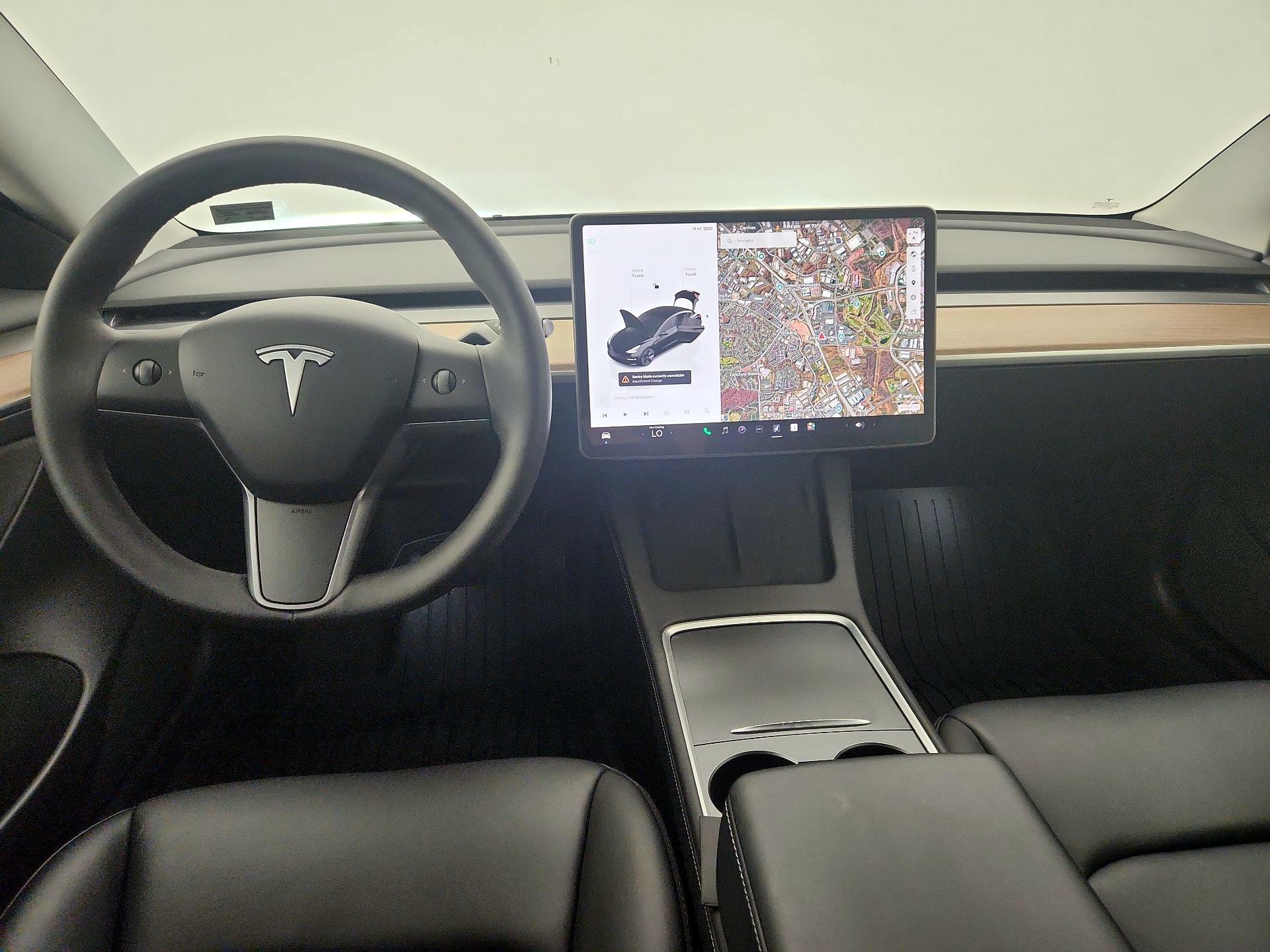 Thumbnail: 2022 Tesla Model 3 - 9