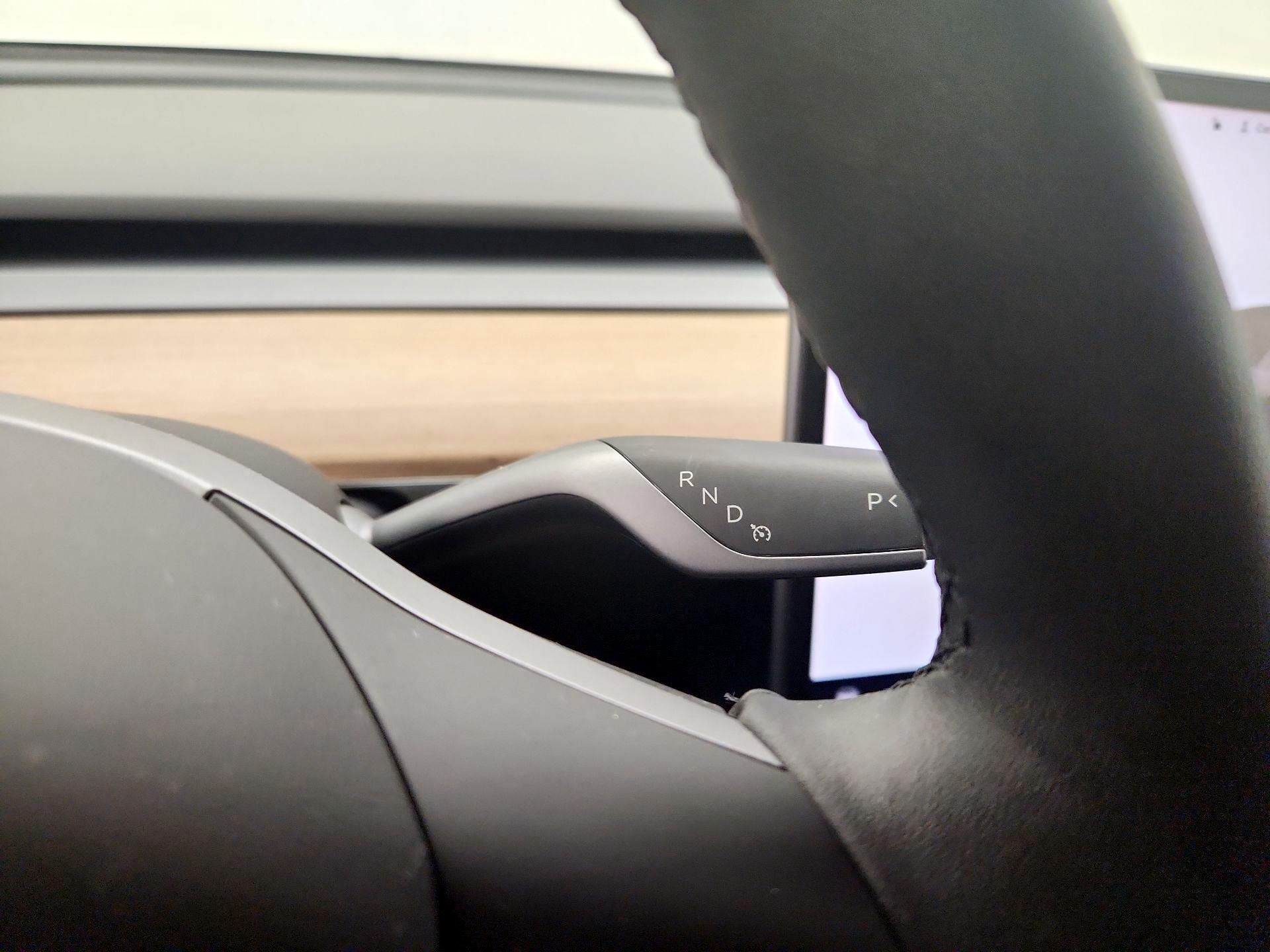 Thumbnail: 2022 Tesla Model 3 - 17