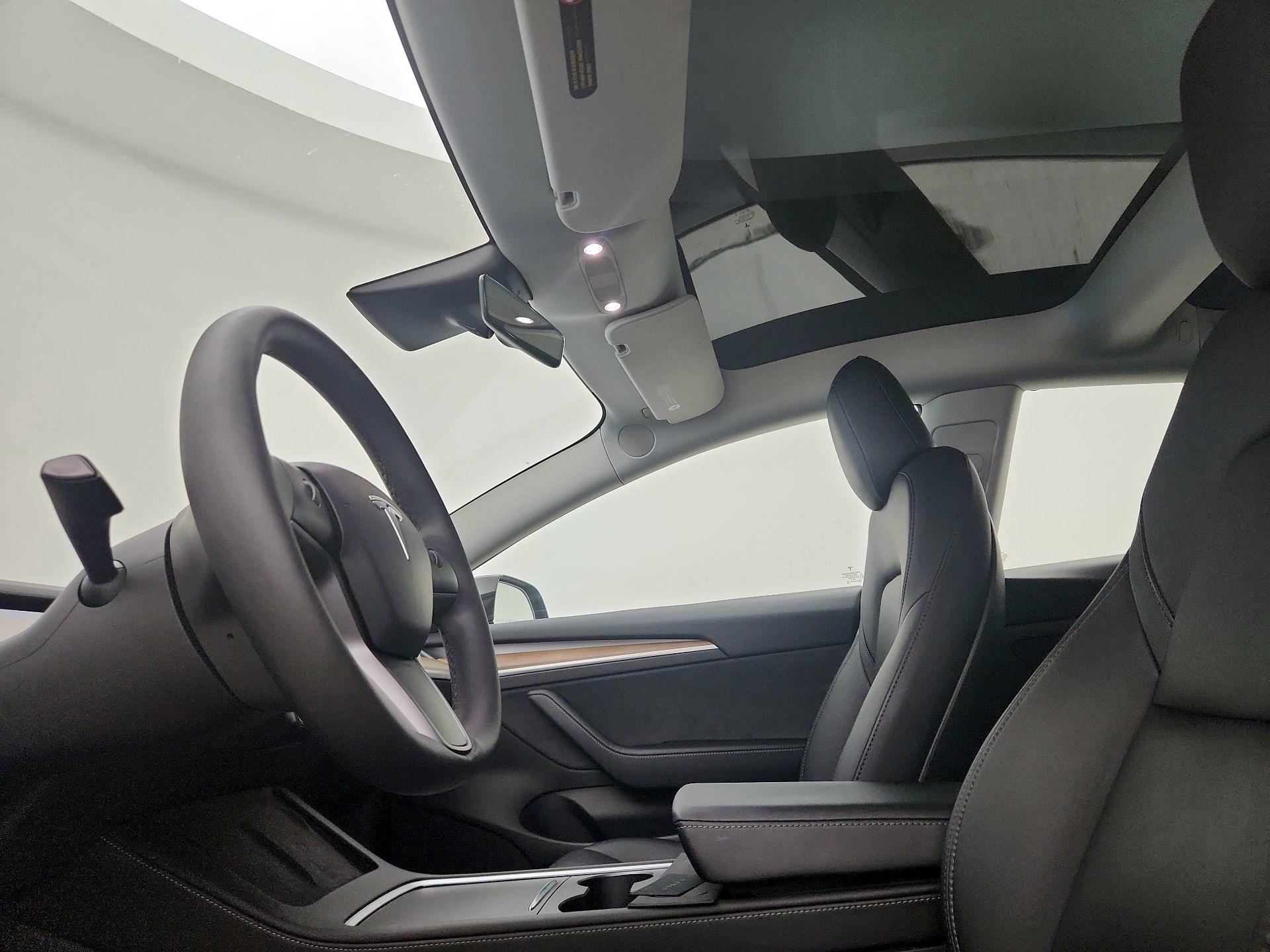 Thumbnail: 2022 Tesla Model 3 - 18