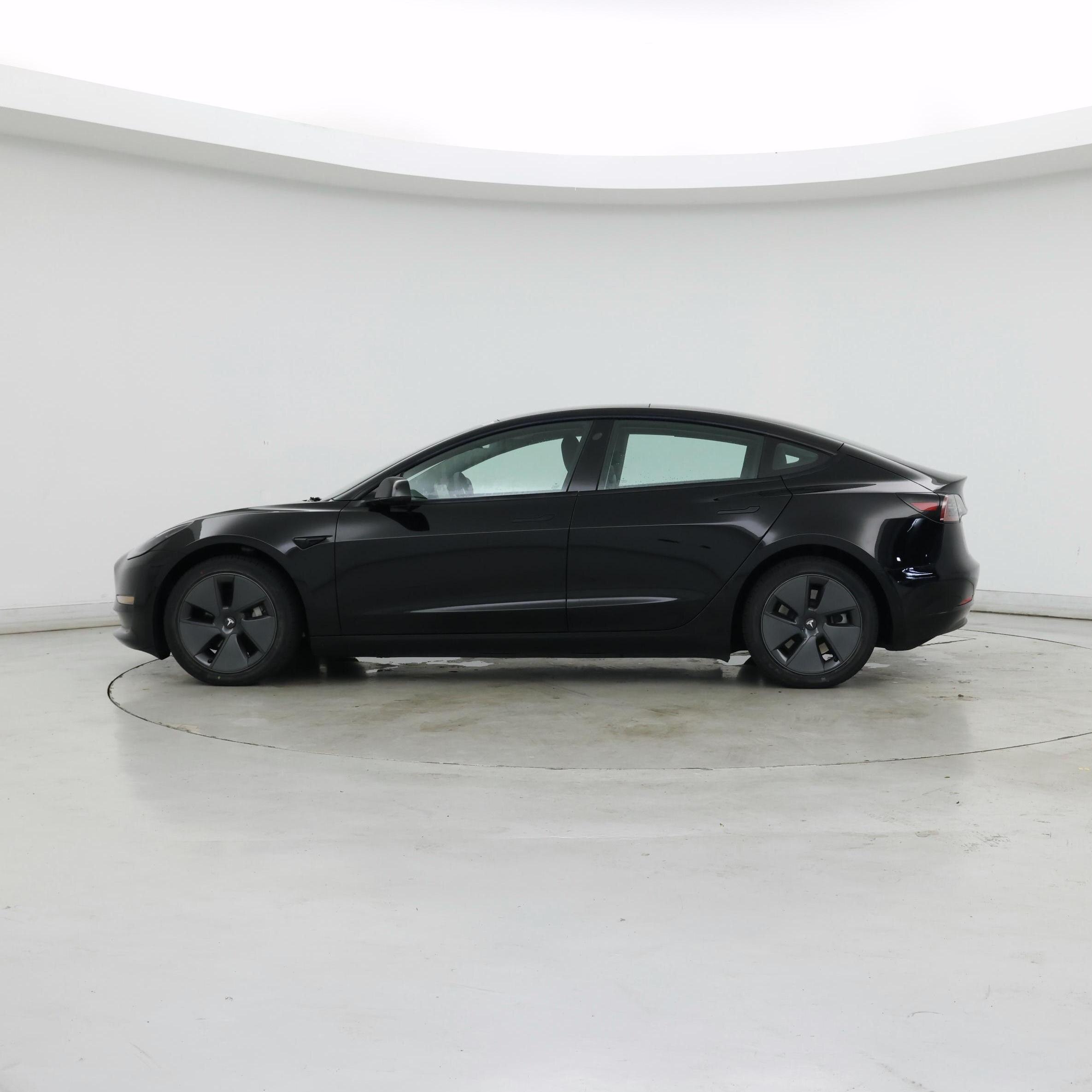 Thumbnail: 2022 Tesla Model 3 - 3
