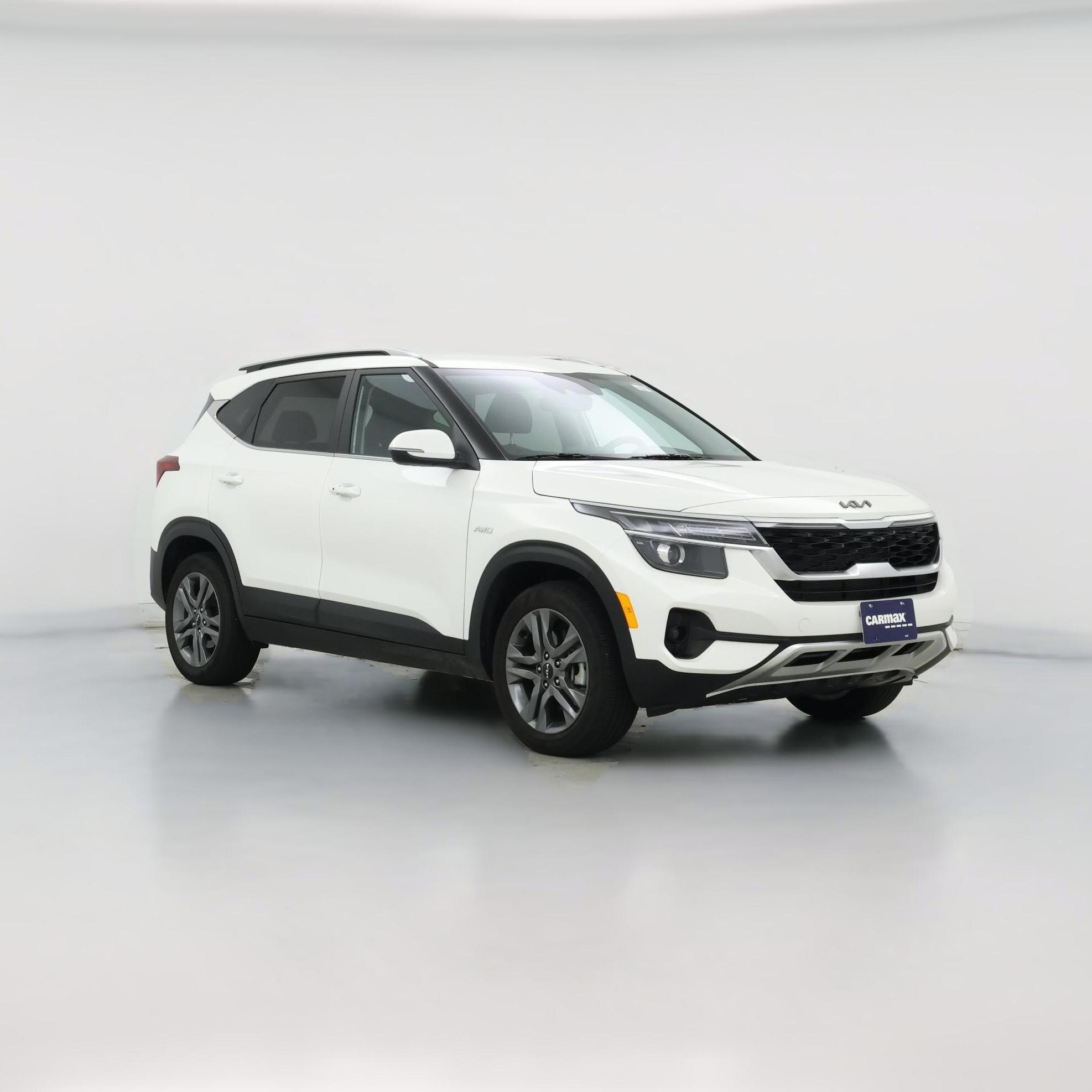 Thumbnail: 2023 Kia Seltos - 1