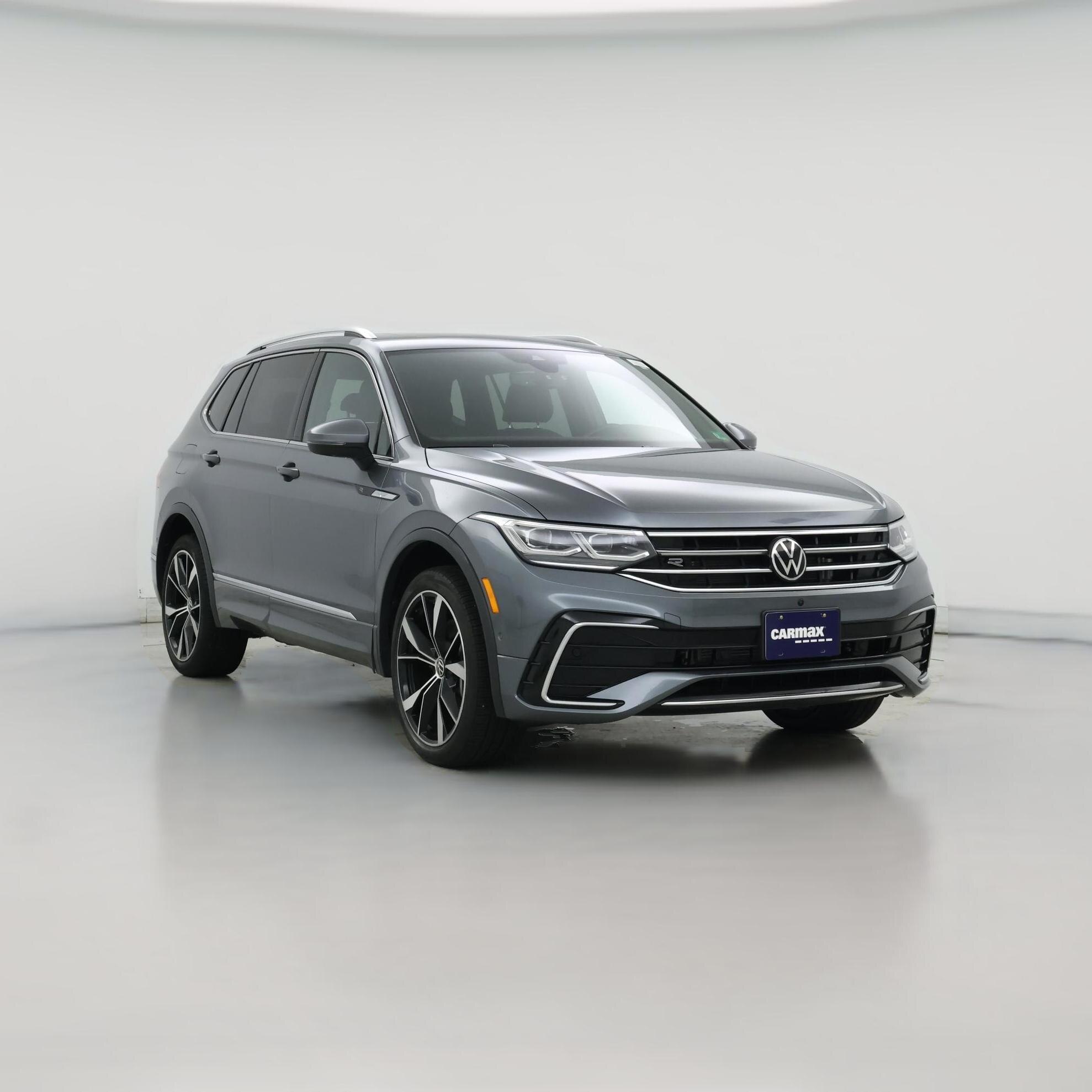 Thumbnail: 2022 Volkswagen Tiguan - 1