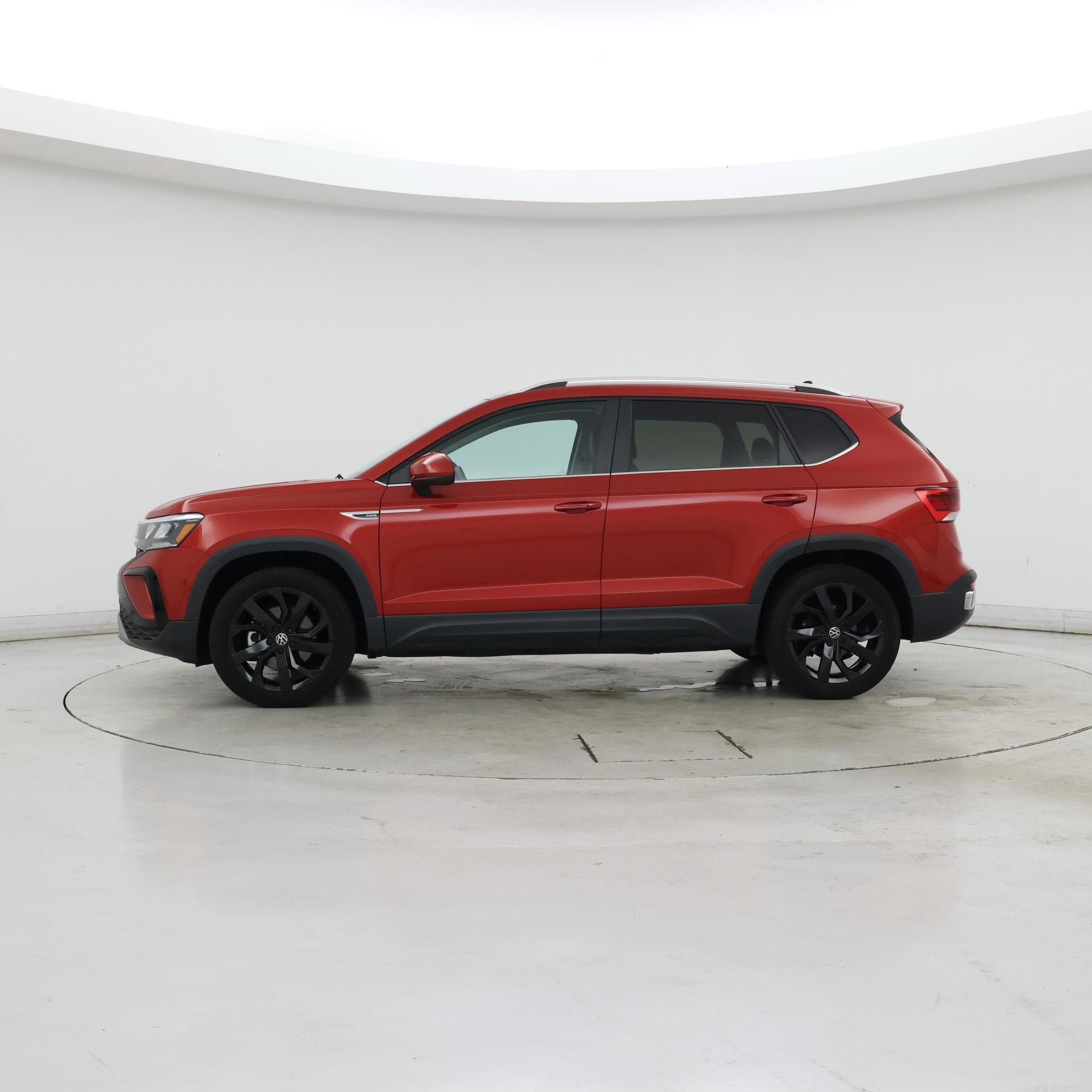 Thumbnail: 2022 Volkswagen Taos - 3