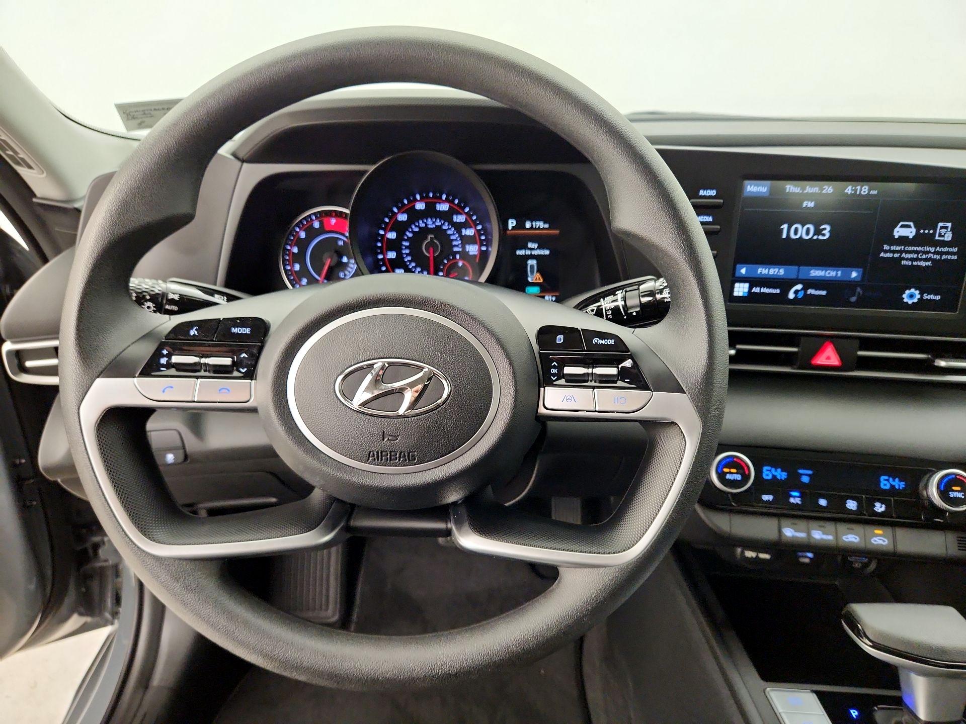 Thumbnail: 2023 Hyundai Elantra - 10