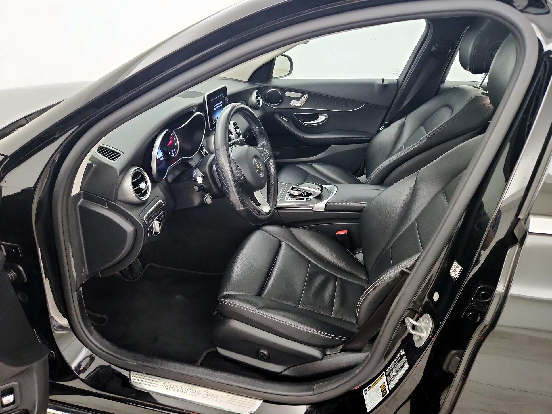 Thumbnail: 2016 Mercedes-Benz C-Class - 11