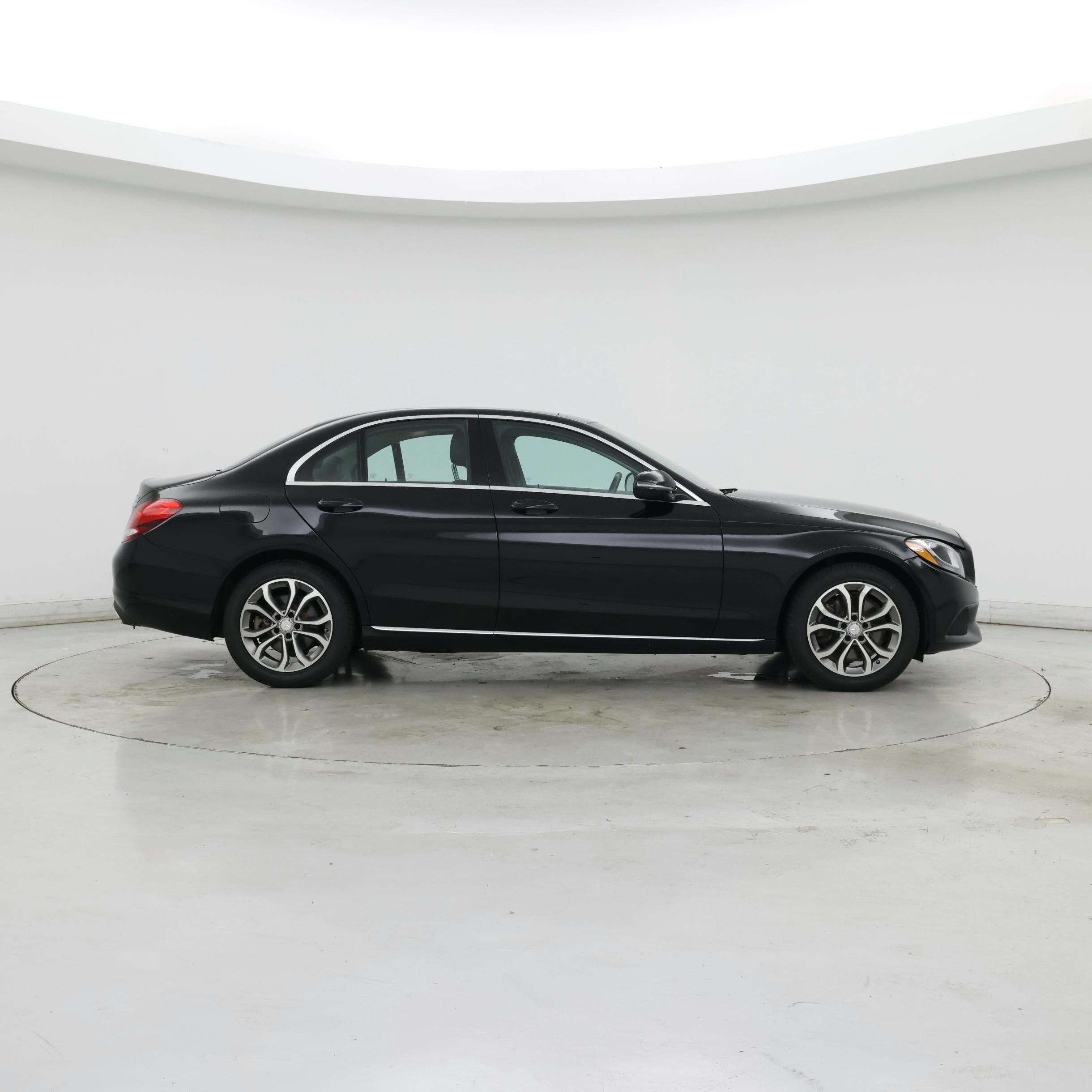Thumbnail: 2016 Mercedes-Benz C-Class - 7
