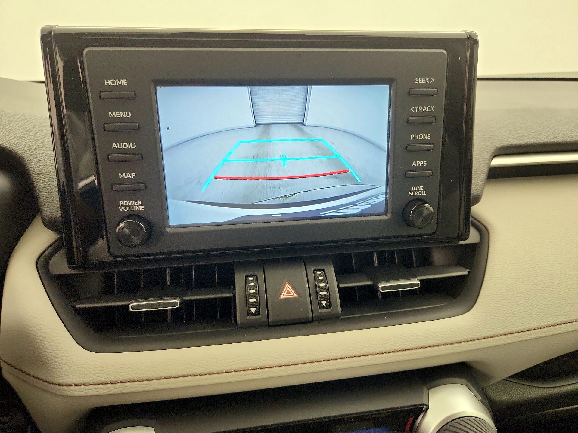 Thumbnail: 2019 Toyota RAV4 - 15