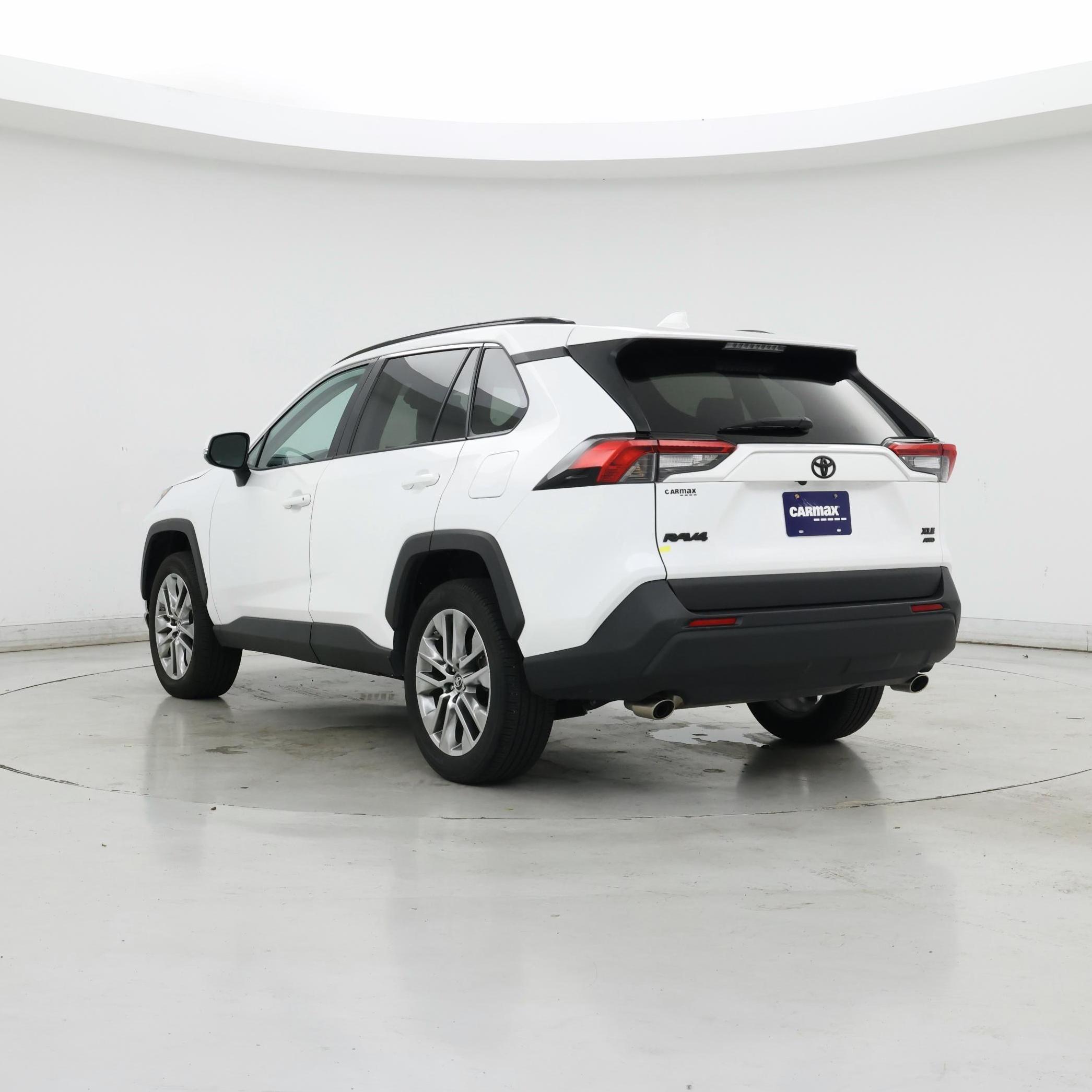 Thumbnail: 2019 Toyota RAV4 - 2