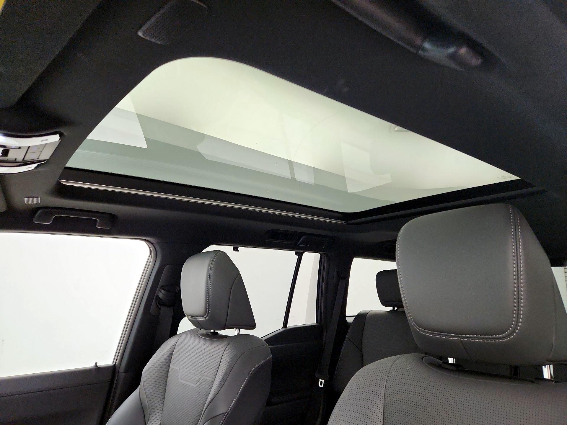 Thumbnail: 2024 Lexus GX - 19
