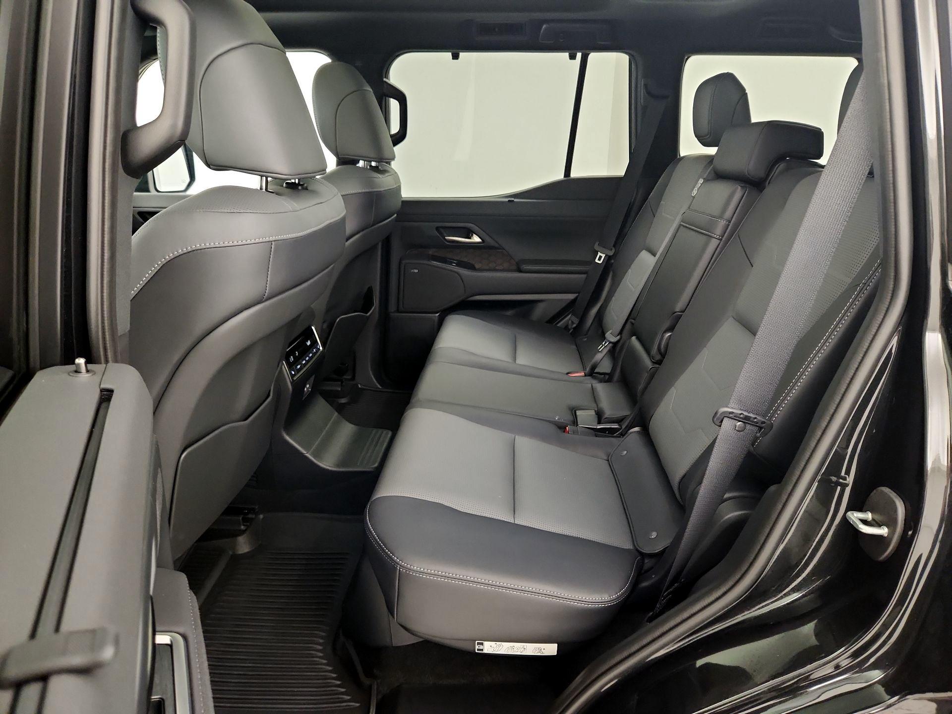 Thumbnail: 2024 Lexus GX - 20