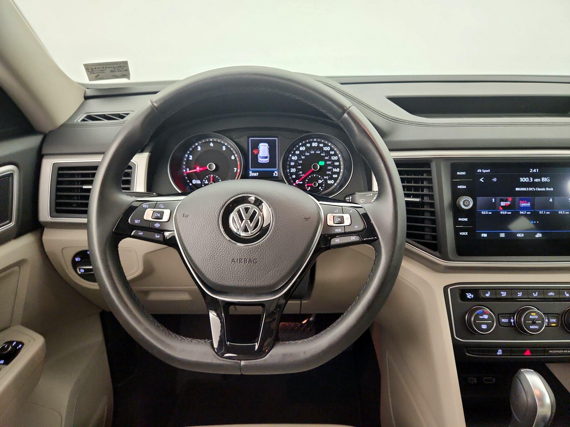 Thumbnail: 2019 Volkswagen Atlas - 10