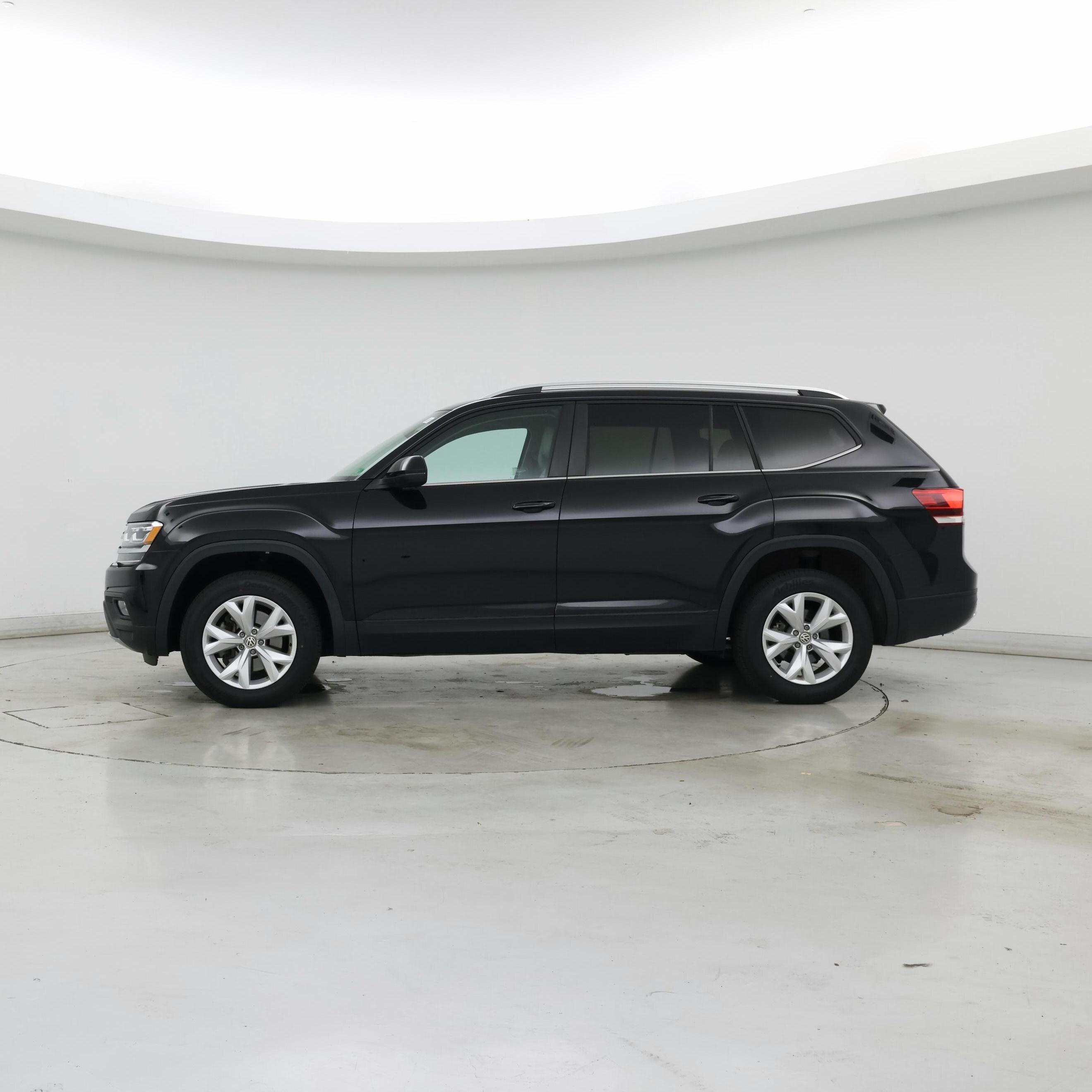 Thumbnail: 2019 Volkswagen Atlas - 3