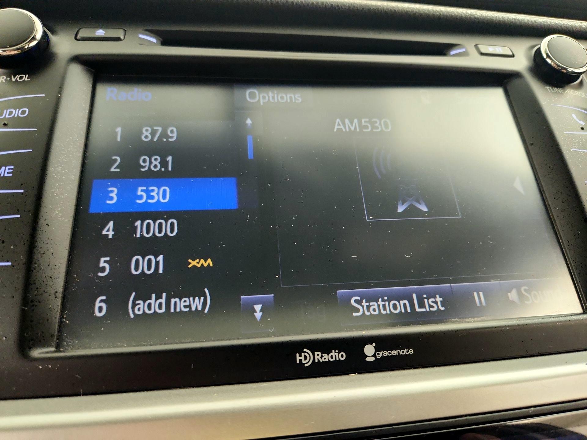 Thumbnail: 2015 Toyota Highlander - 16