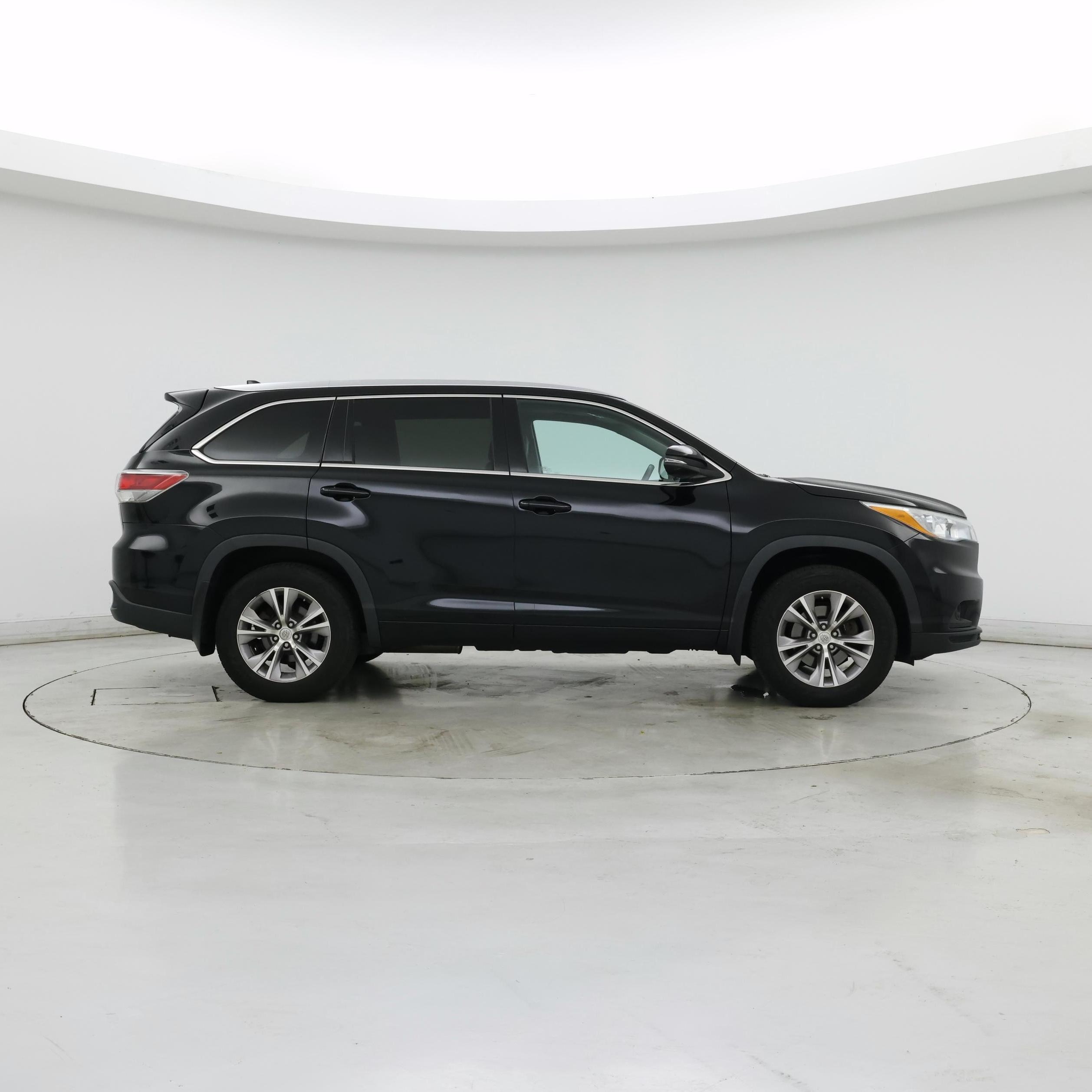 Thumbnail: 2015 Toyota Highlander - 7