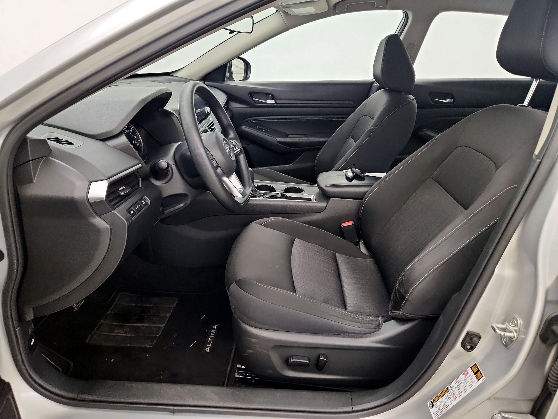 Thumbnail: 2019 Nissan Altima - 11