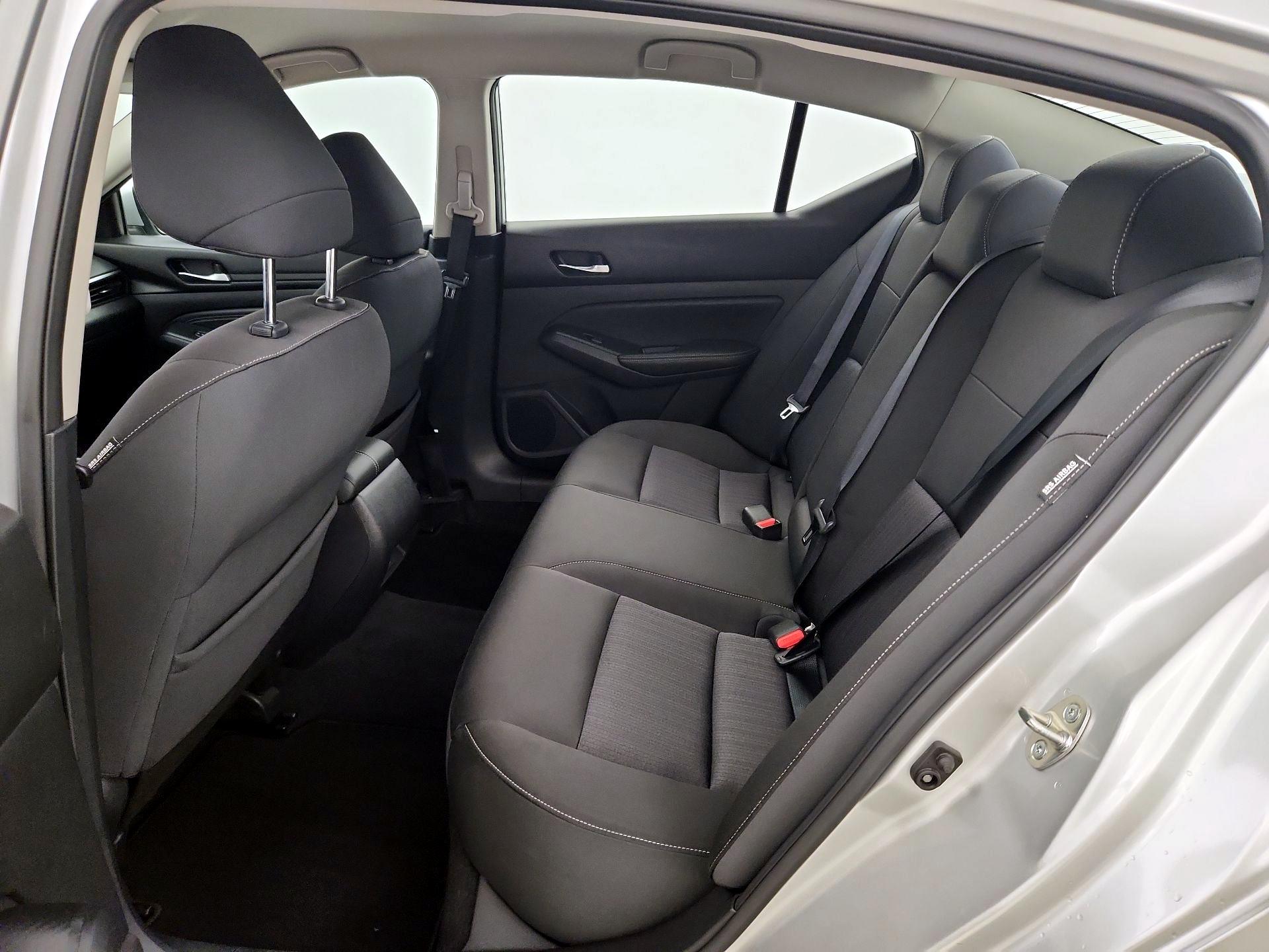 Thumbnail: 2019 Nissan Altima - 19